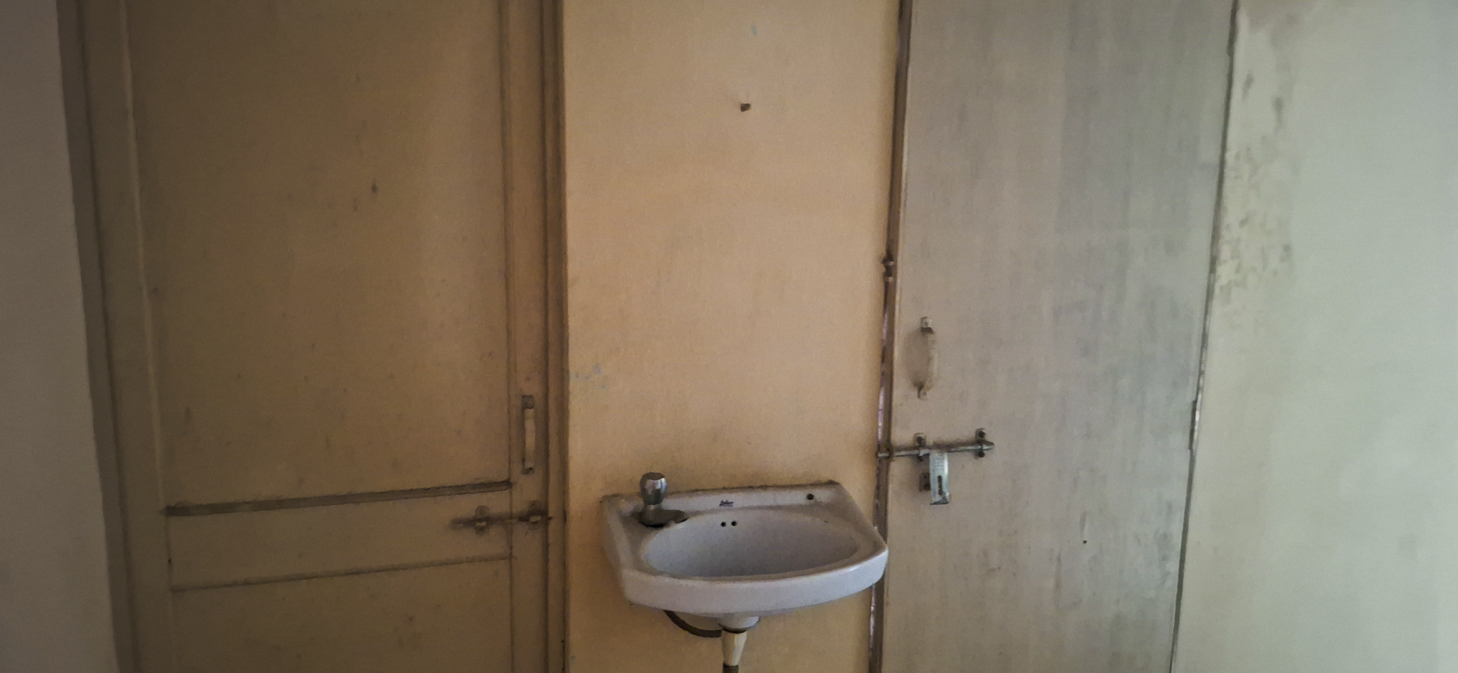 74.34 square meter Individual House for sale in B 107,Gokul Township, behind GEB training Centre Yash Complex, near Karmjyot Society, Gotri VADODARA Vadodara — photo 15