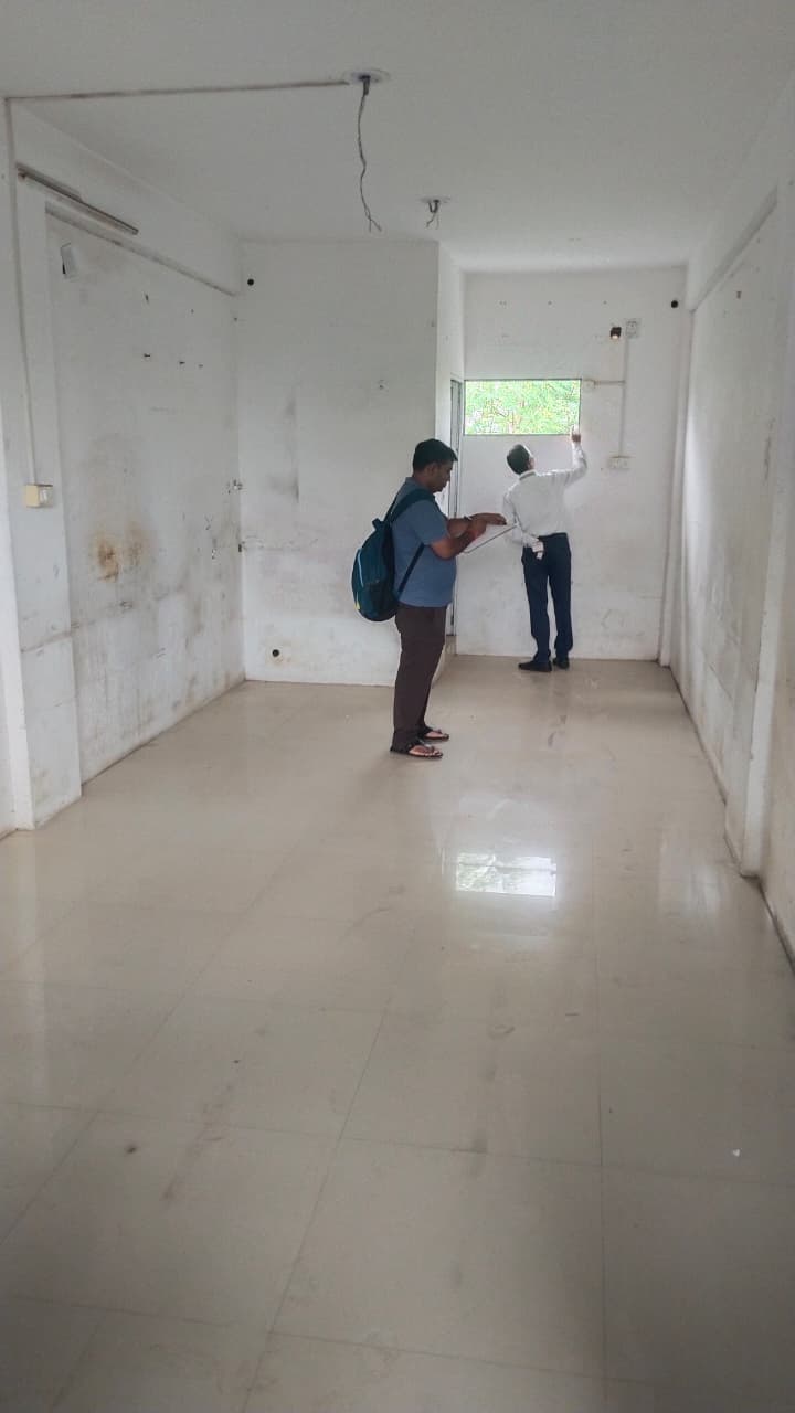 270 square feet Office for sale in Office No.215, Second Floor, Pramukh Bazar Complex, Atladra – Bill Canal Road, Vadodara Vadodara — photo 2