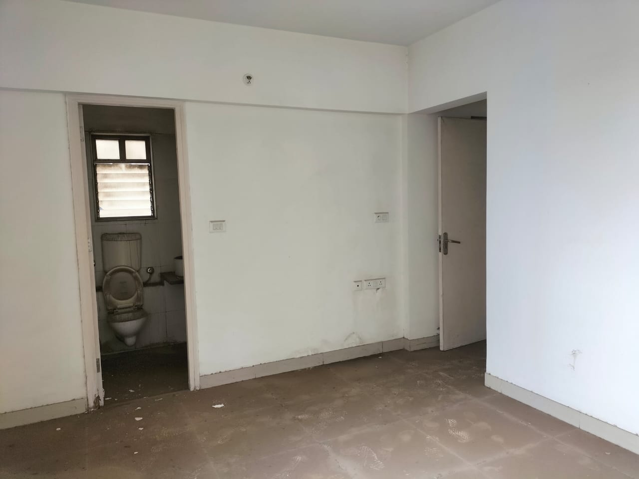 Flat for sale in Bhiwandi — photo 2