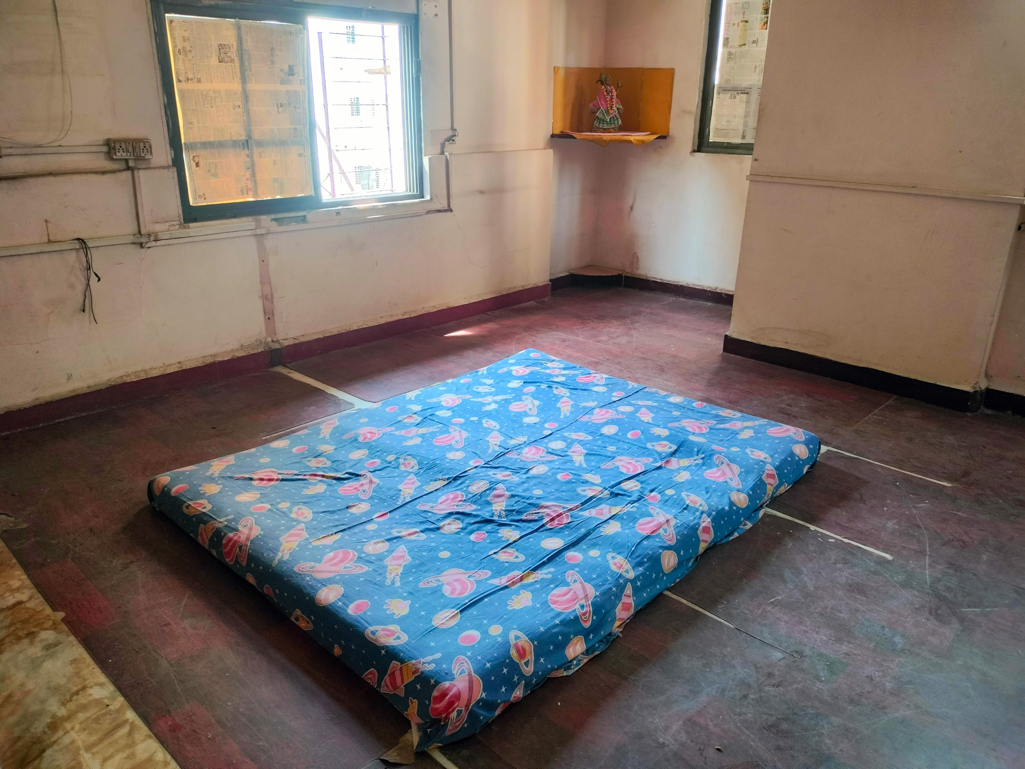550 square feet Flat for sale in Chowk — photo 7