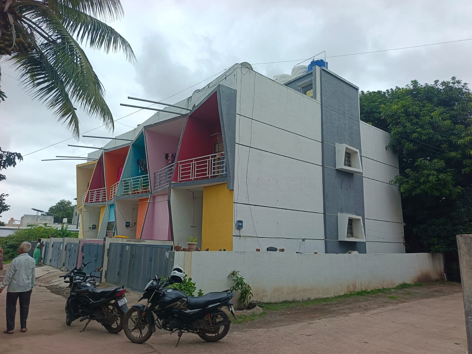66 square meter Individual House for sale in Deola — photo 1