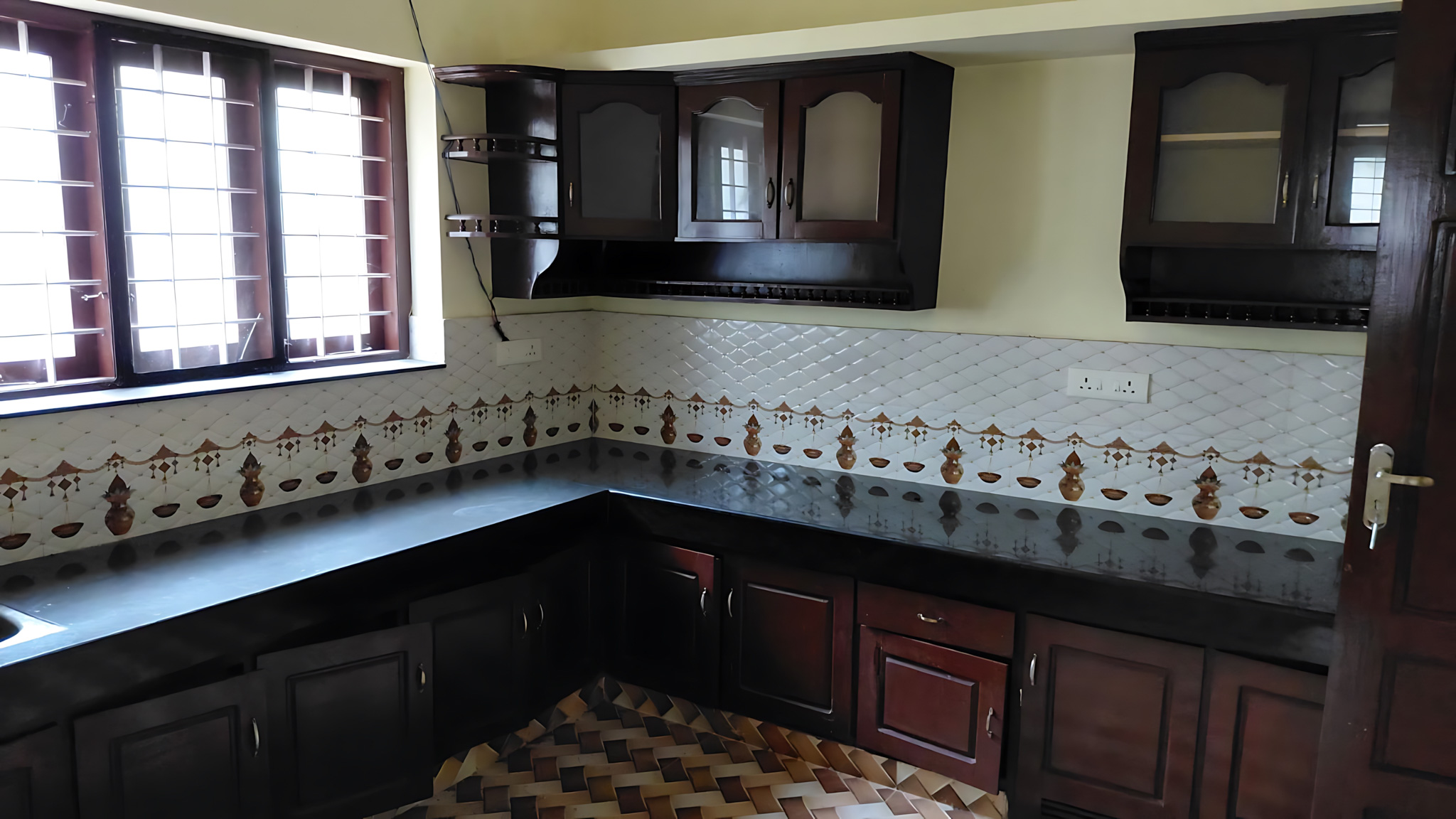 4 BHK Individual House for sale in Independent House, 3.36 ares Re. Sy.No. 124/8-6, 124/8-1-1 in Anad Panchayat, Neumangad Taluk PANAVUR — photo 16