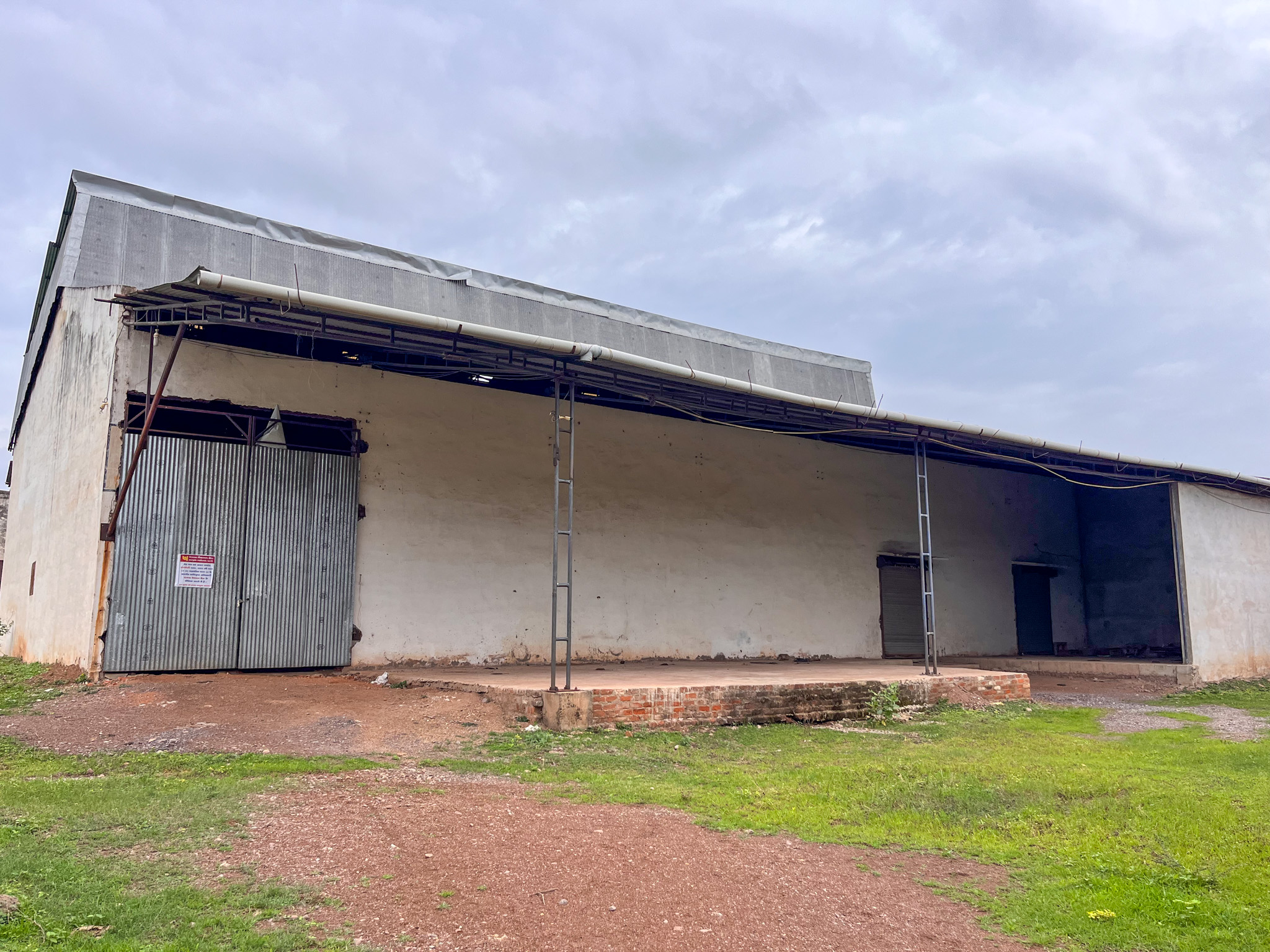 Shed with Plant and Machinery for sale in Selud Utai — photo 8