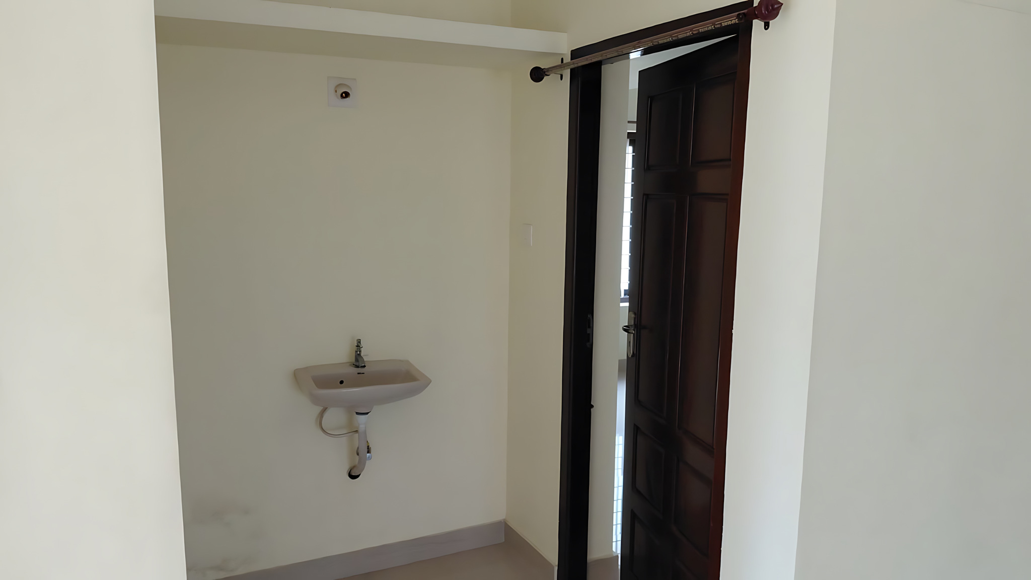 4 BHK Individual House for sale in Independent House, 3.36 ares Re. Sy.No. 124/8-6, 124/8-1-1 in Anad Panchayat, Neumangad Taluk PANAVUR — photo 20