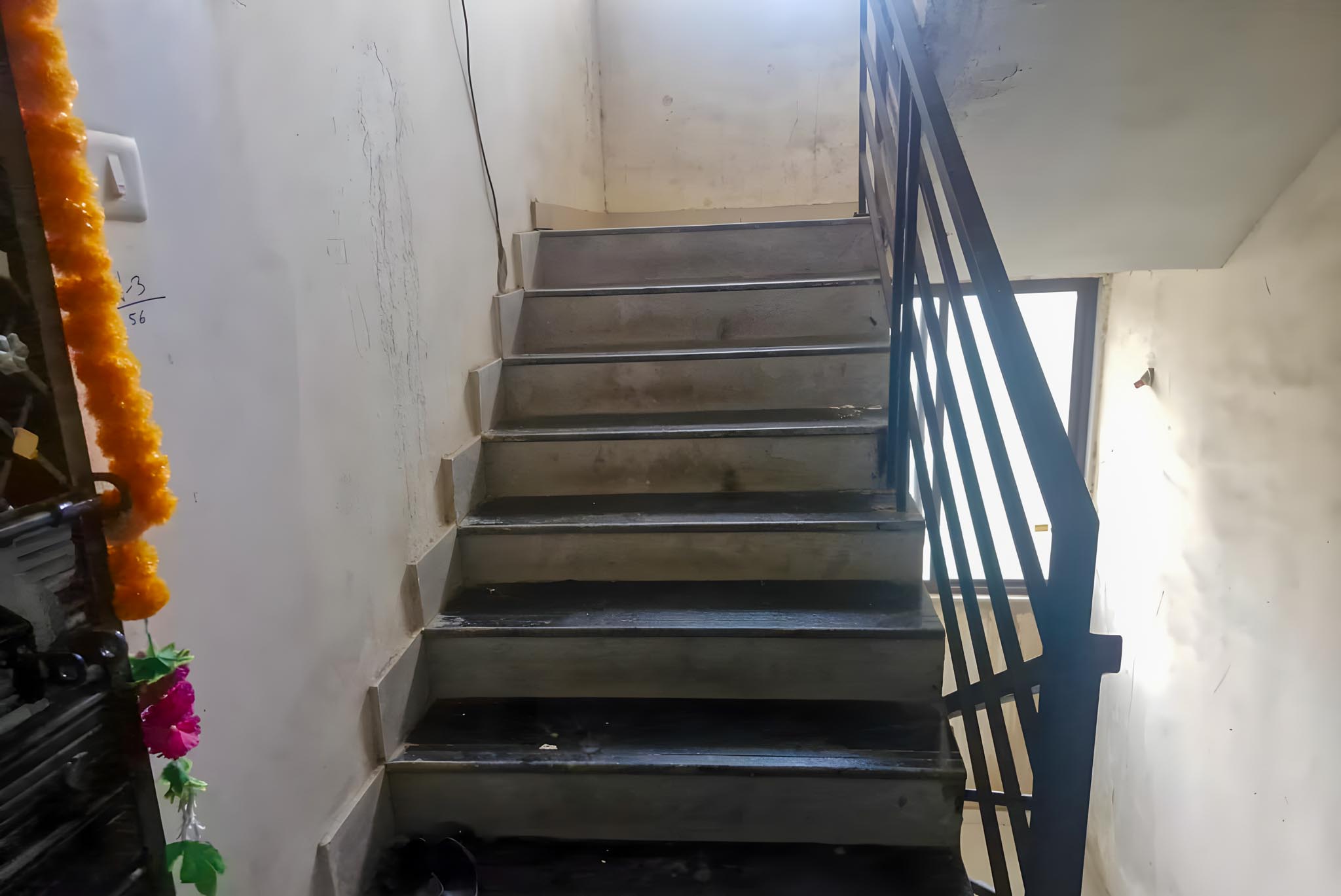 2 BHK Flat for sale in Chowk — photo 1