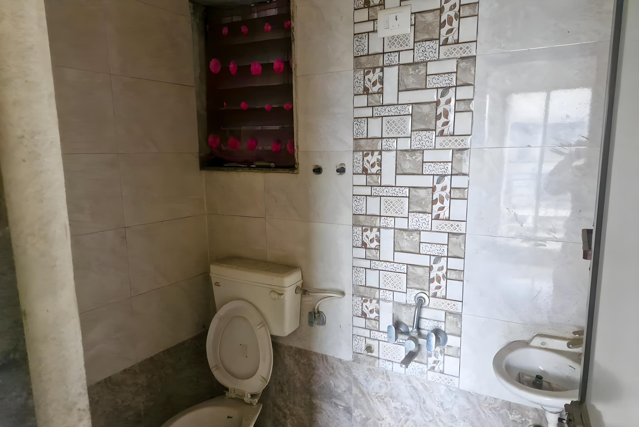 2 BHK Flat for sale in Chowk — photo 14