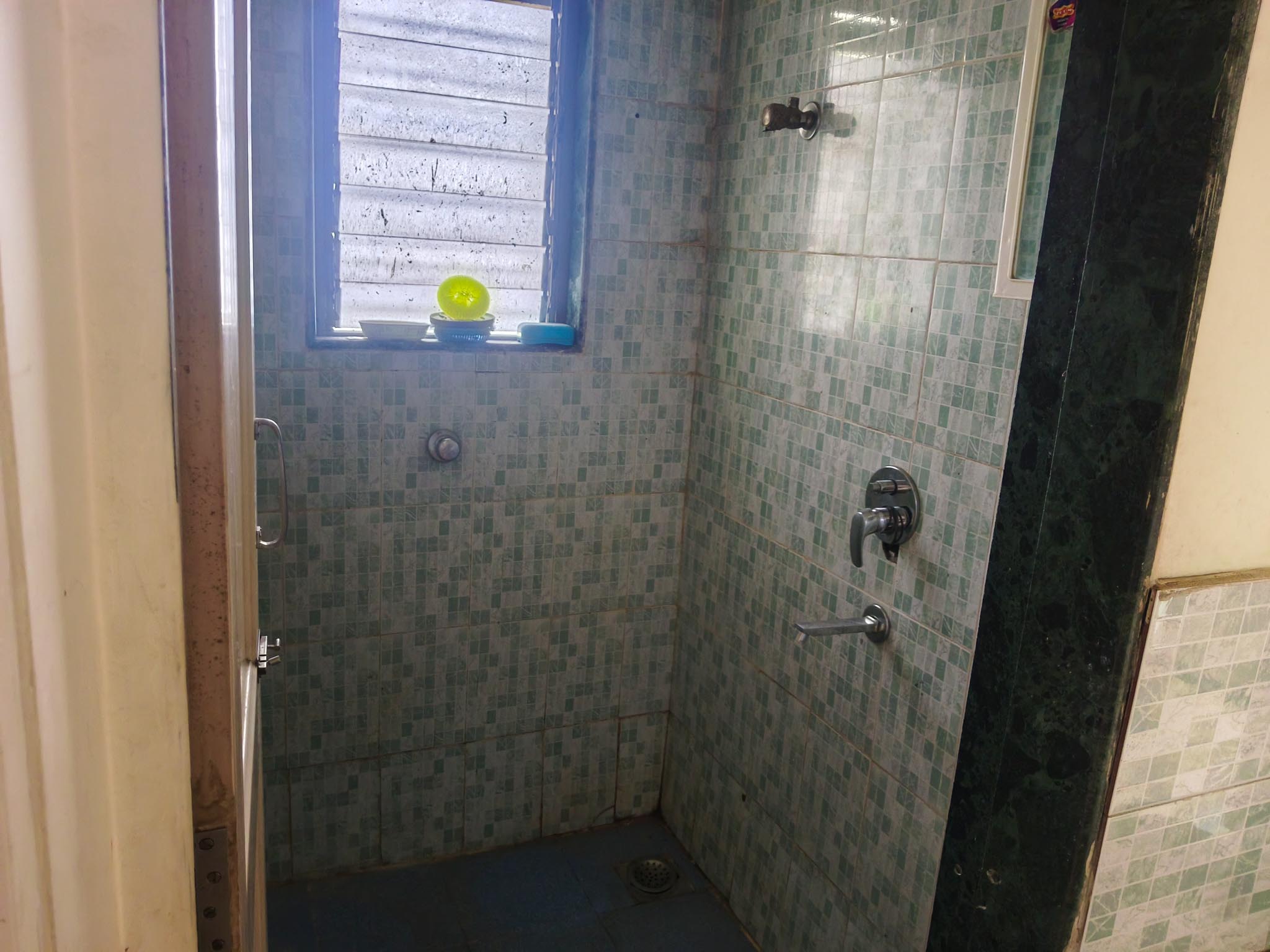 370 square feet Flat for sale in Kharghar Navi Mumbai — photo 2