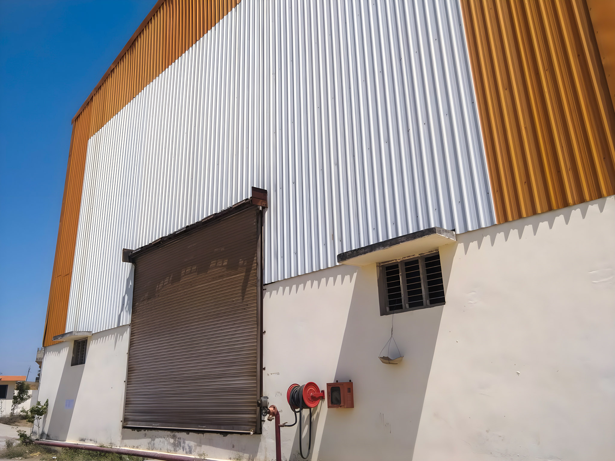 30655 square meter Plant Machinery and Factory Land Building for sale in Chora Dhanera — photo 1