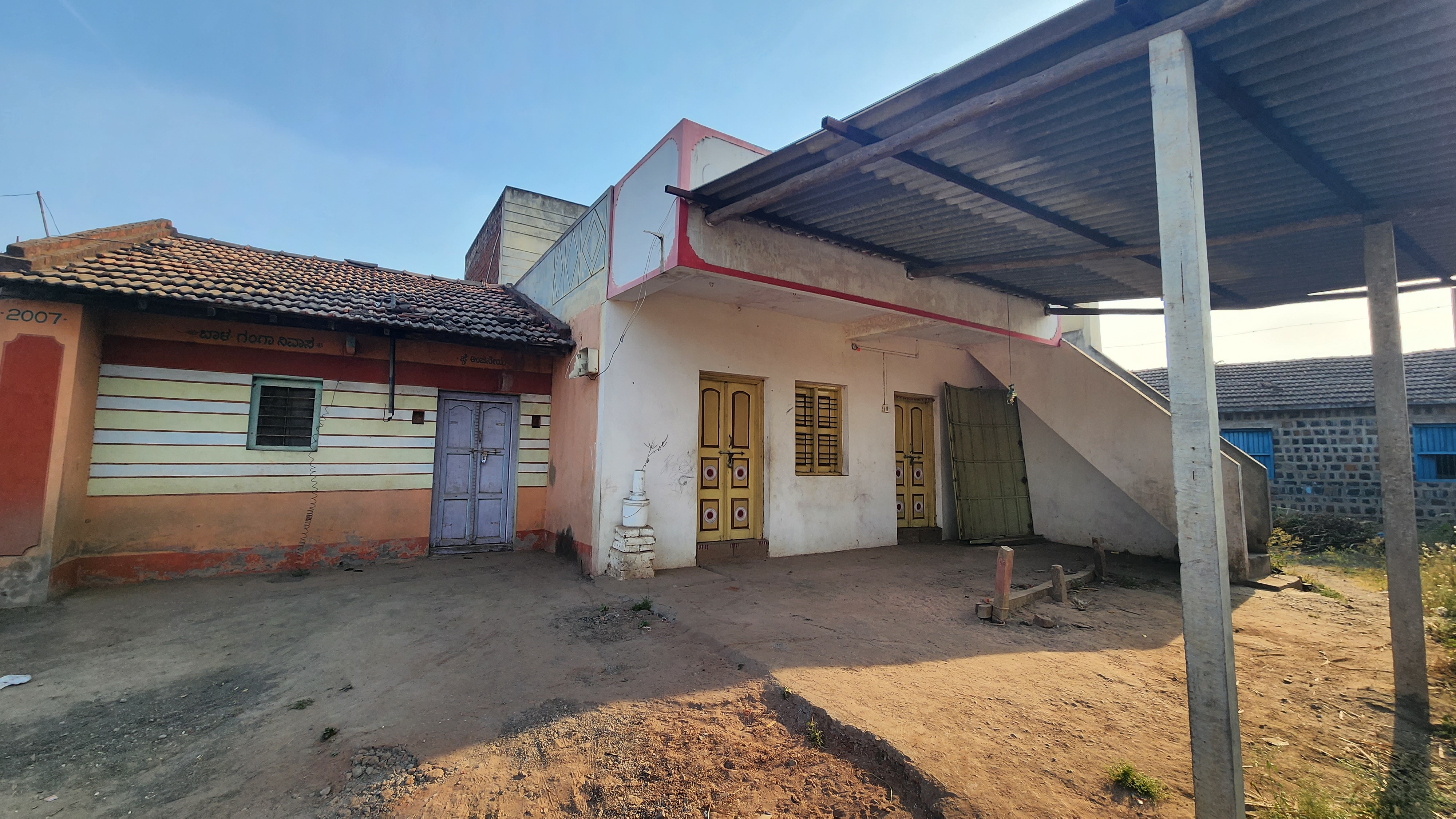 1320 square feet Individual House for sale in SAUNDATTI RAIBHAG Raybag — photo 1