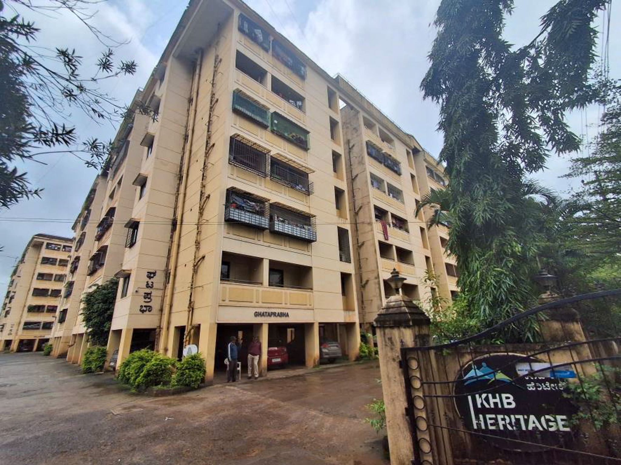 1200 square feet Flat for sale in BELAGAVI Belagavi — photo 6
