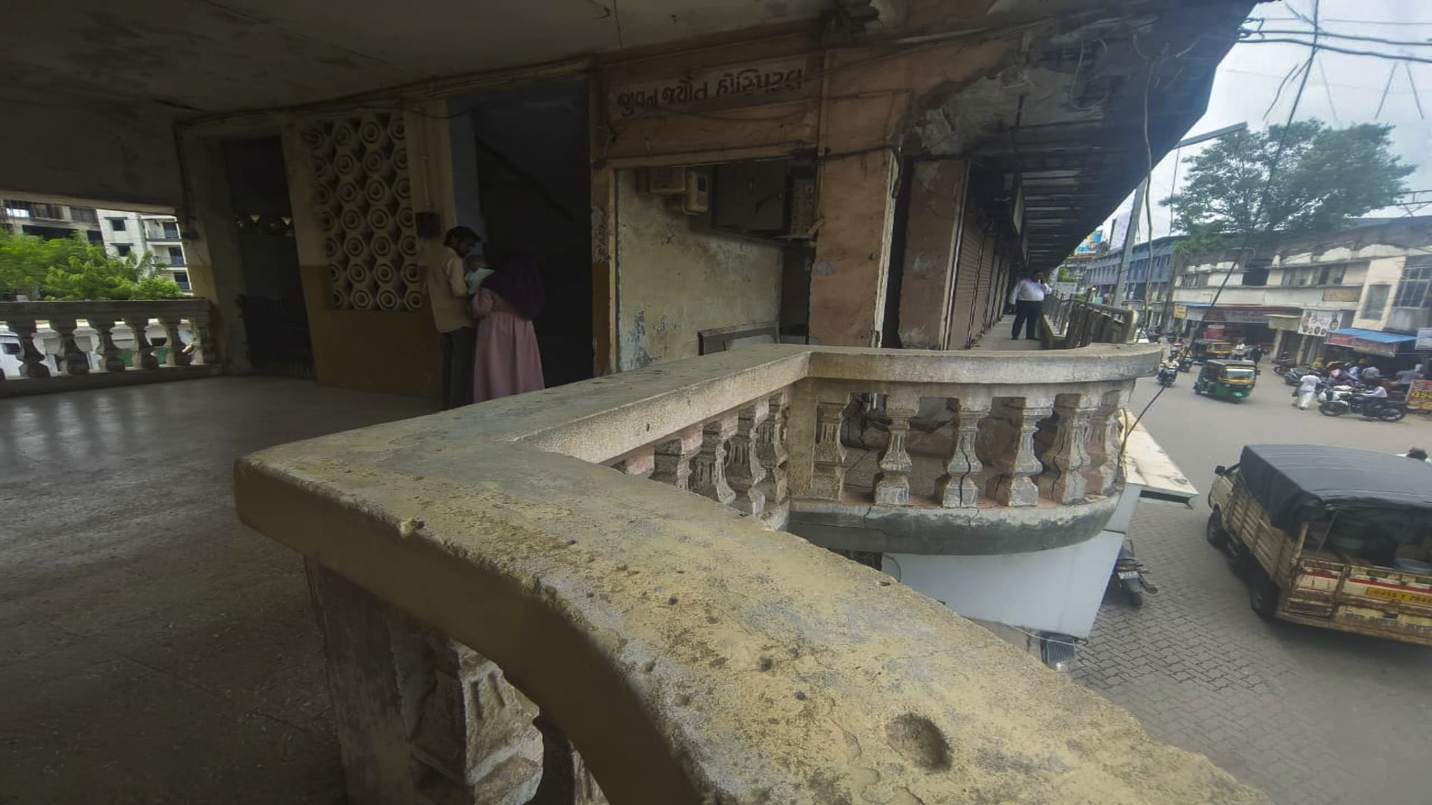 233.88 square meter Shops for sale in Bharuch Bharuch — photo 8