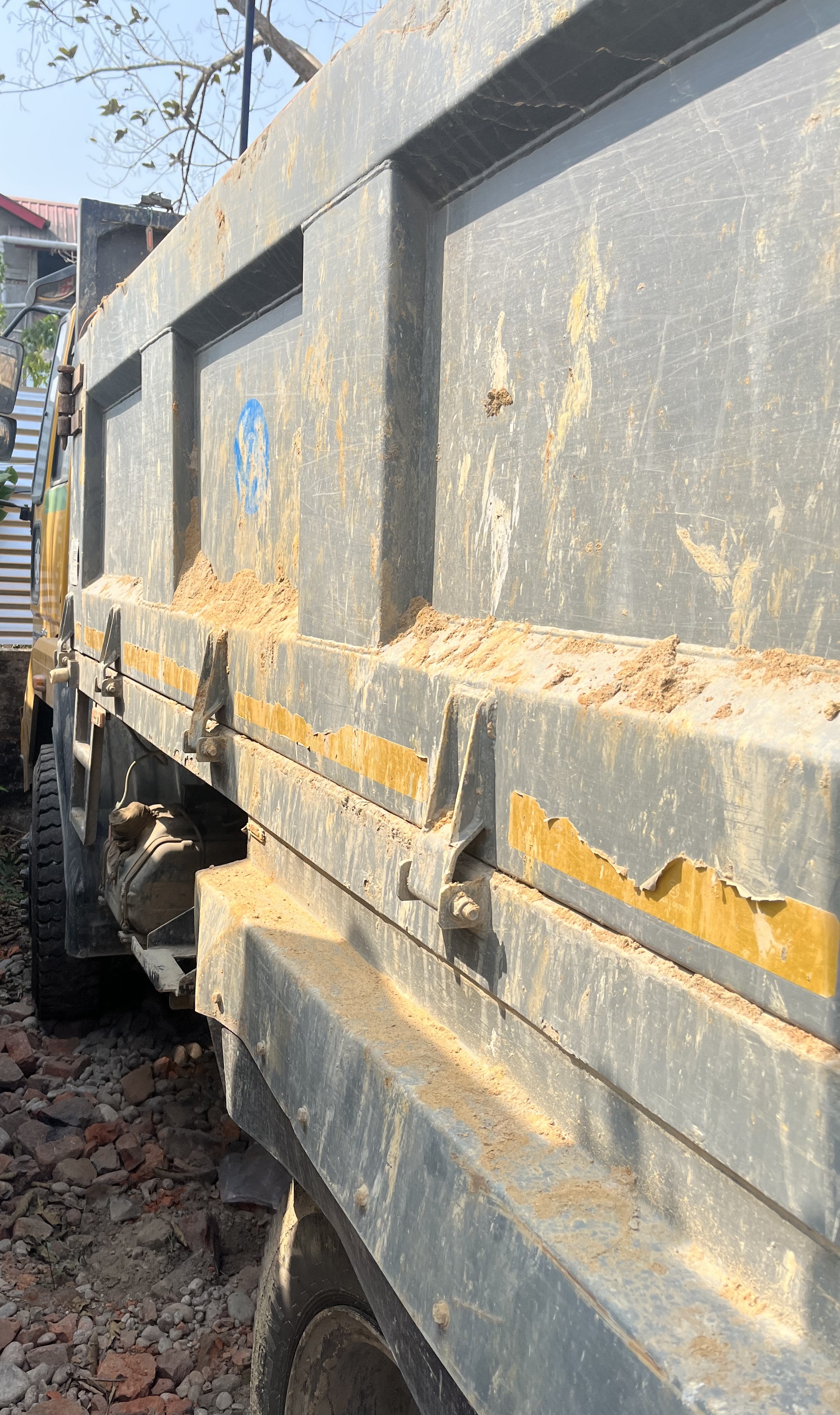 Ashok Leyland Tipper for sale in Jorhat Jorhat — photo 4
