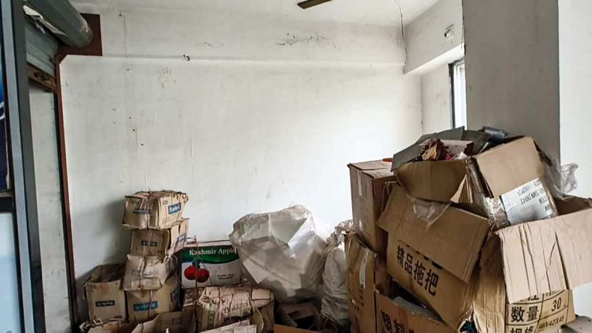 268.4 square feet Office for sale in NA Surat — photo 9