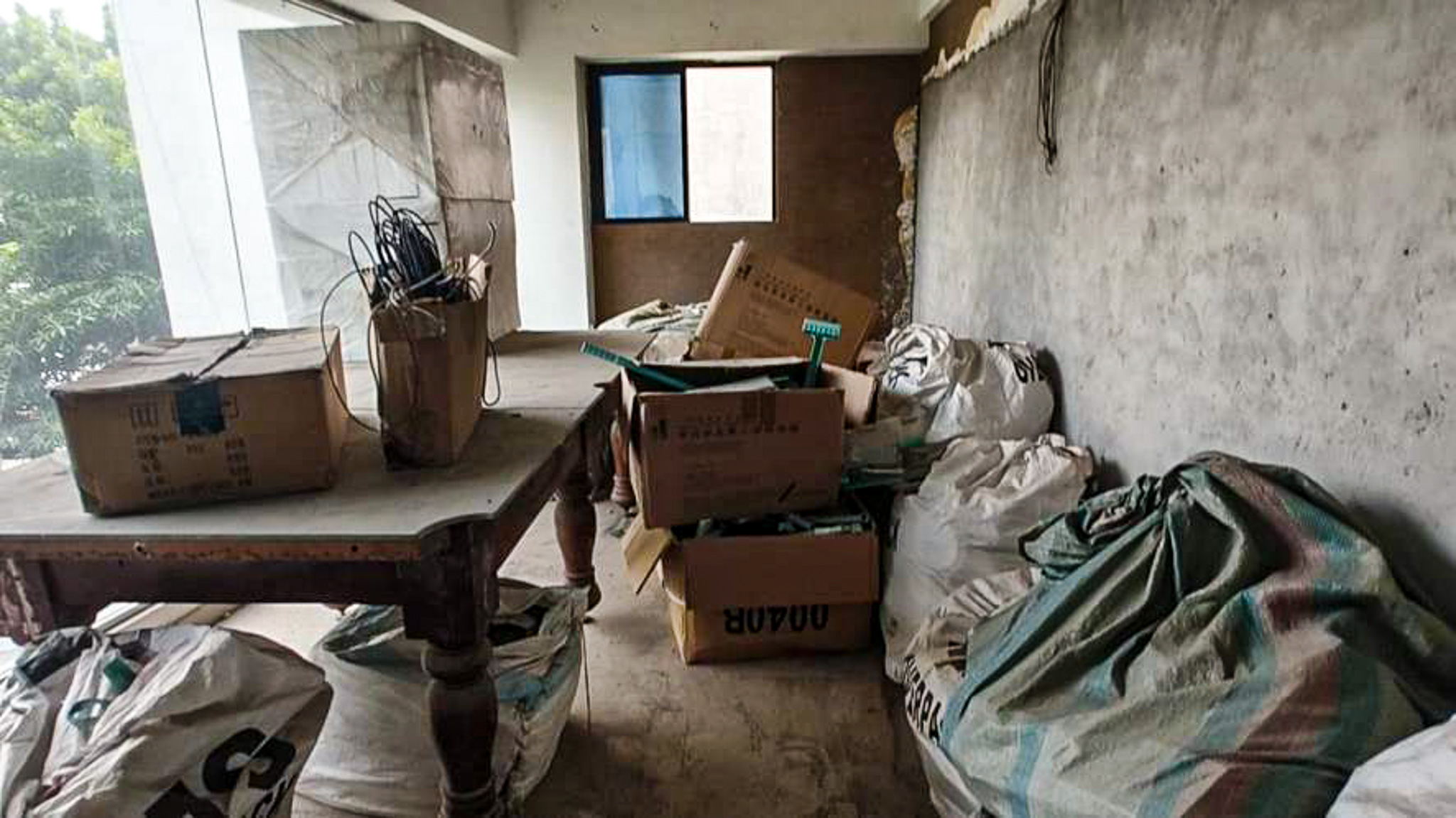 268.4 square feet Office for sale in NA Surat — photo 5