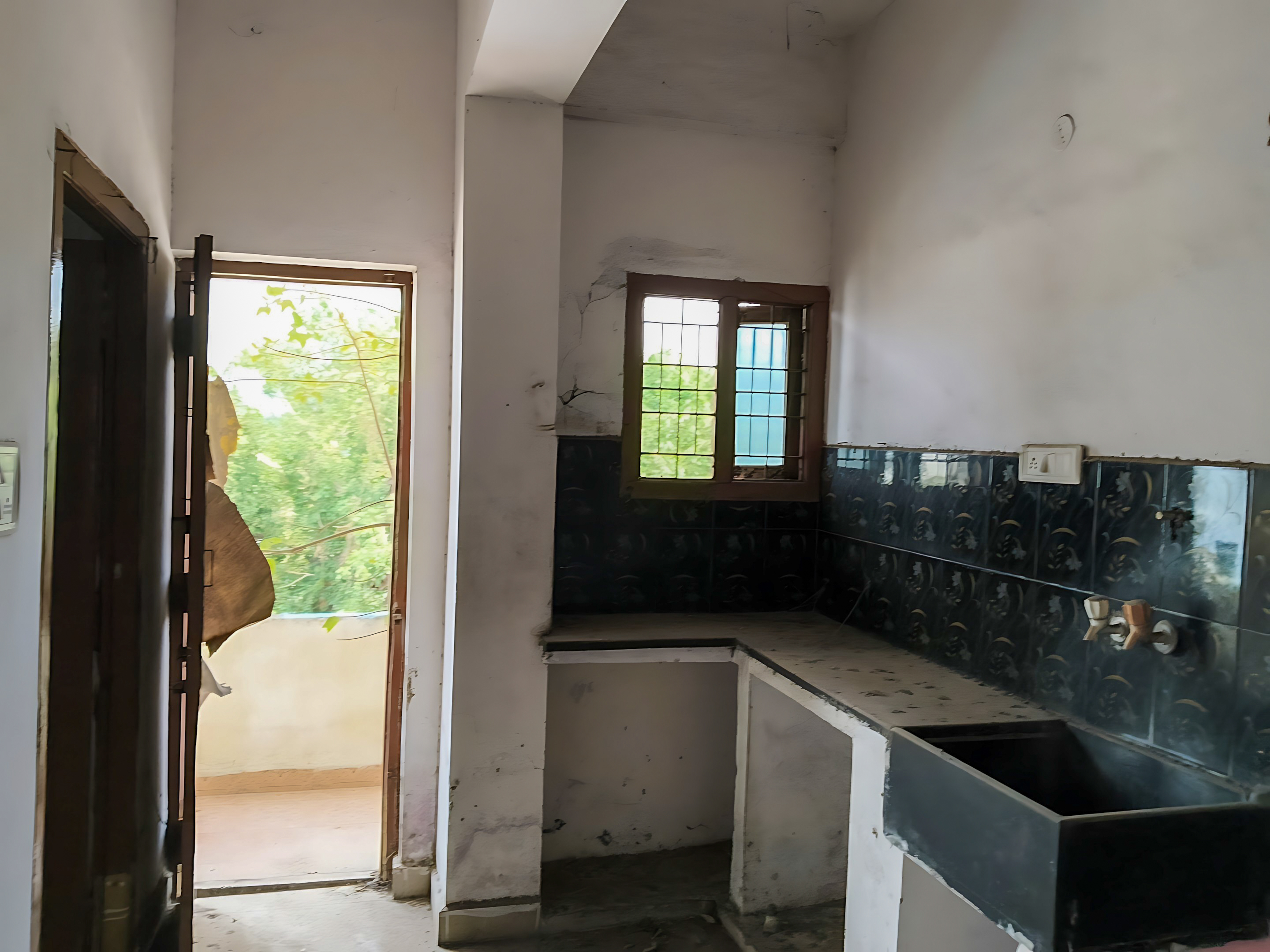 Flat for sale in FLAT NO.403, PRATHIMA TOWERS, D.NO.13-5-1, T SURVEY NO.1142, KURELLAVARI VEEDHI, M C WARD NO.13, Gajularega — photo 16