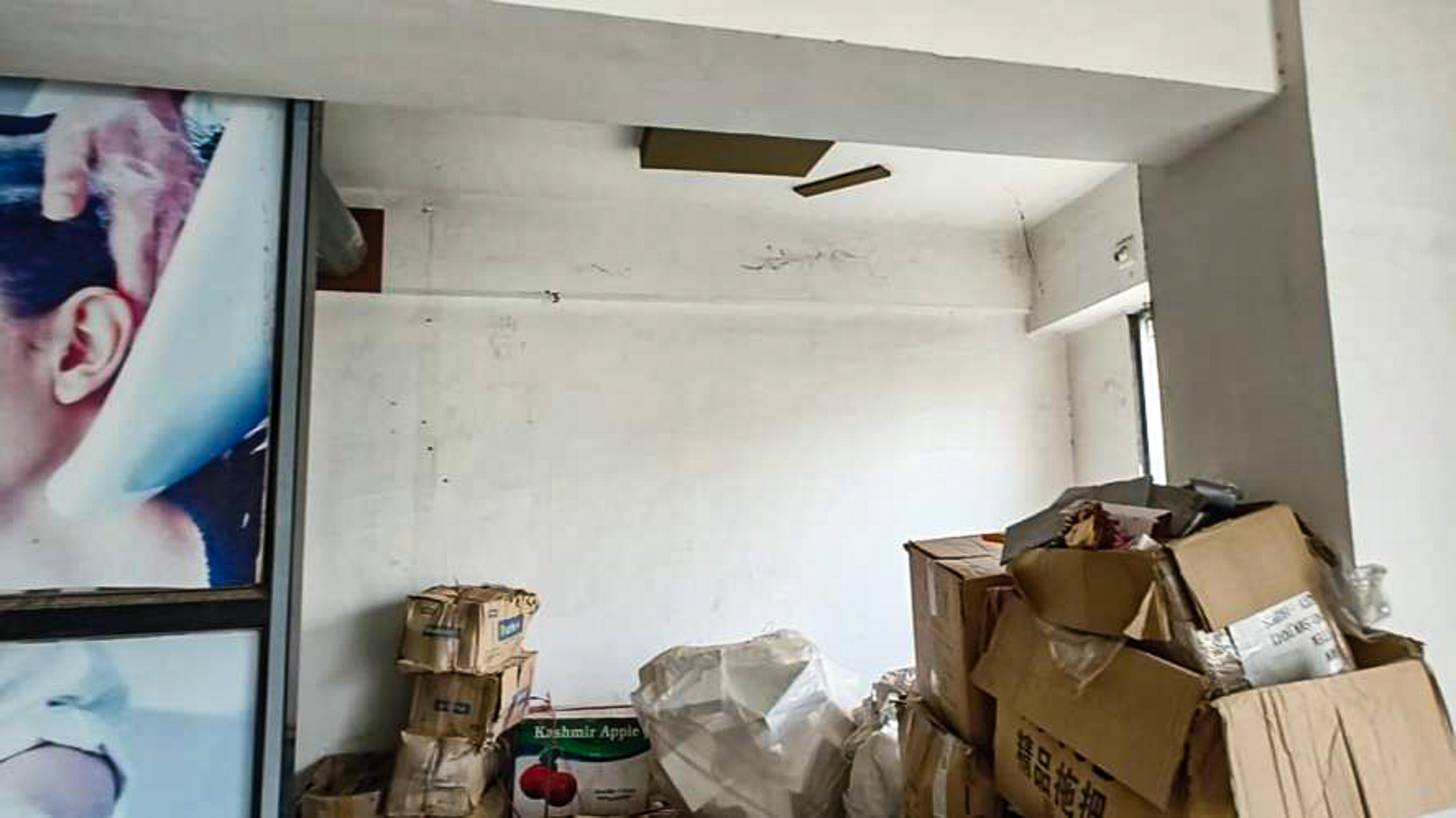 268.4 square feet Office for sale in NA Surat — photo 6