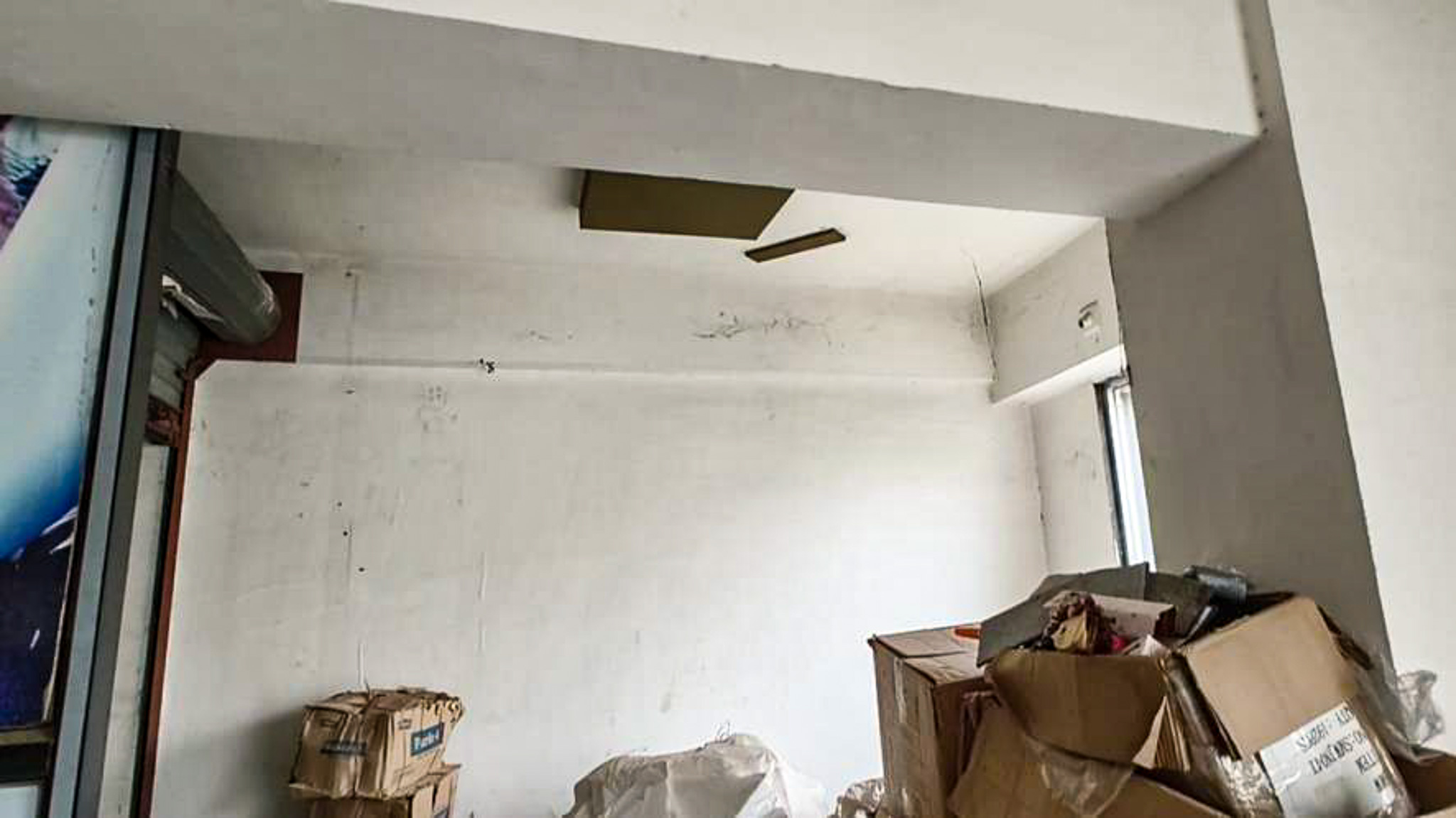 268.4 square feet Office for sale in NA Surat — photo 7