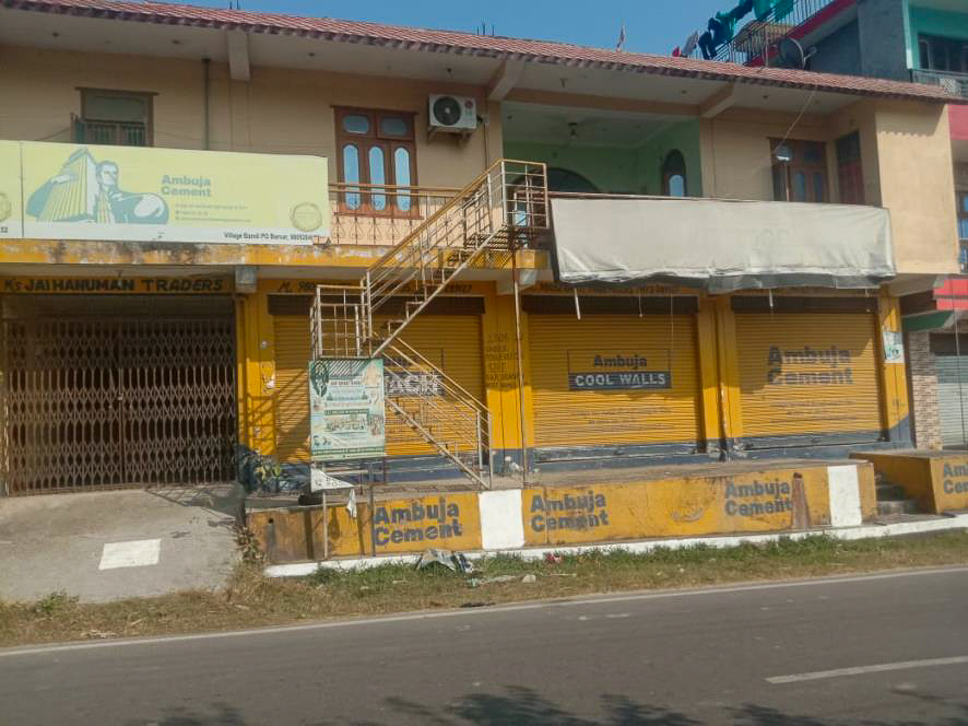 236 square meter Shops for sale in Tikka Baroli , Tappa Bani Hamirpur — photo 2