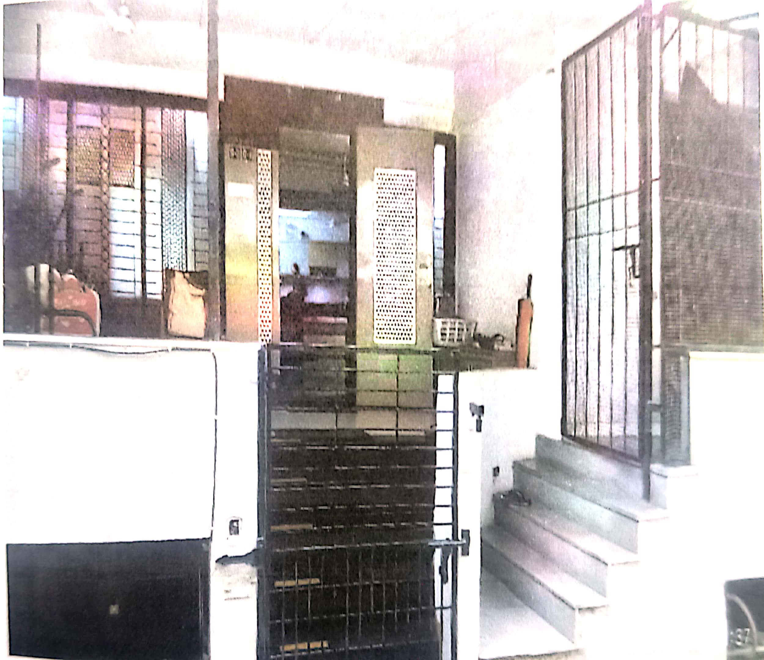 Flat for sale in Surat — photo 1