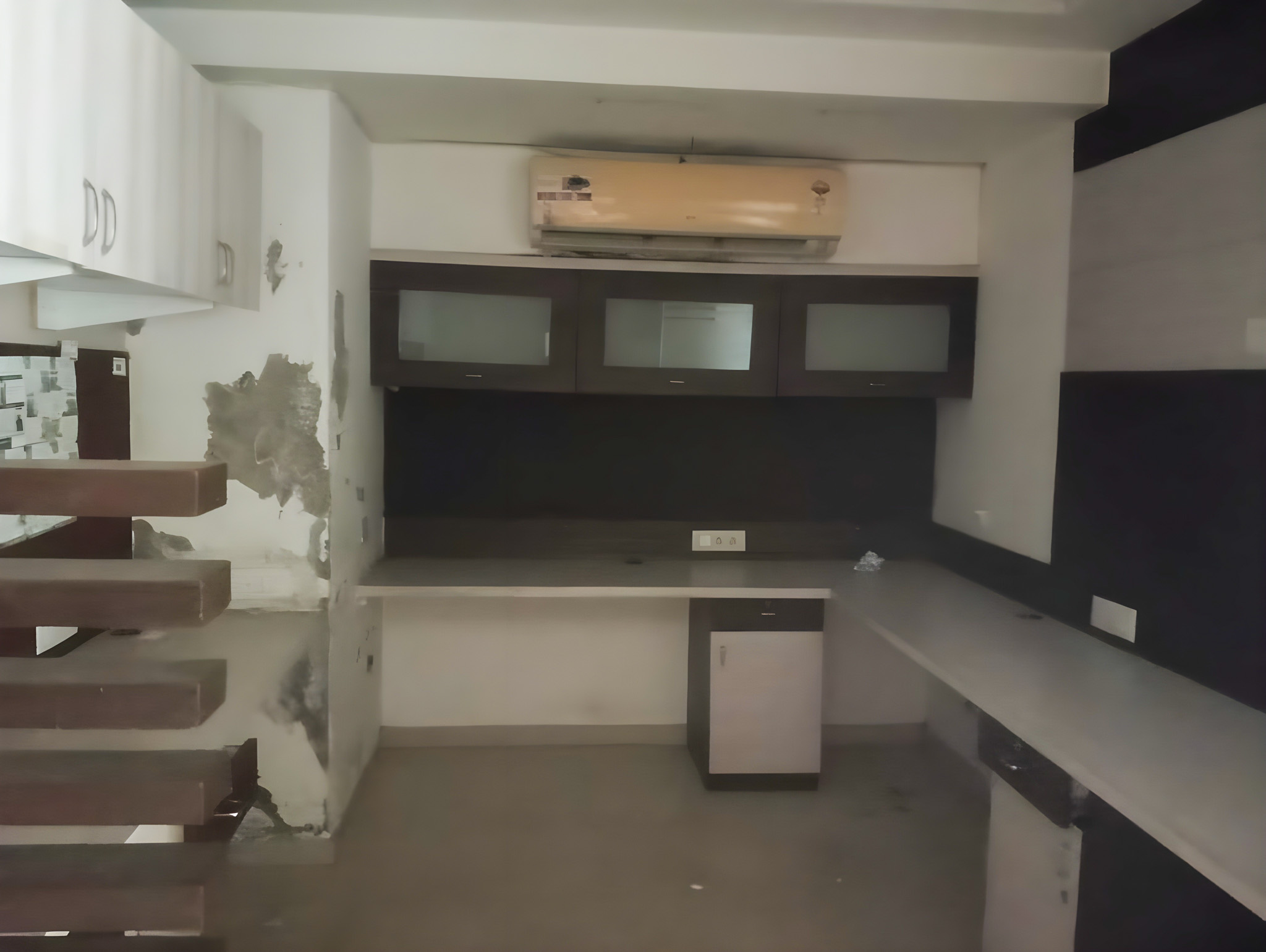 108.73 square meter Office for sale in makarba Ahmedabad Ahmedabad — photo 10