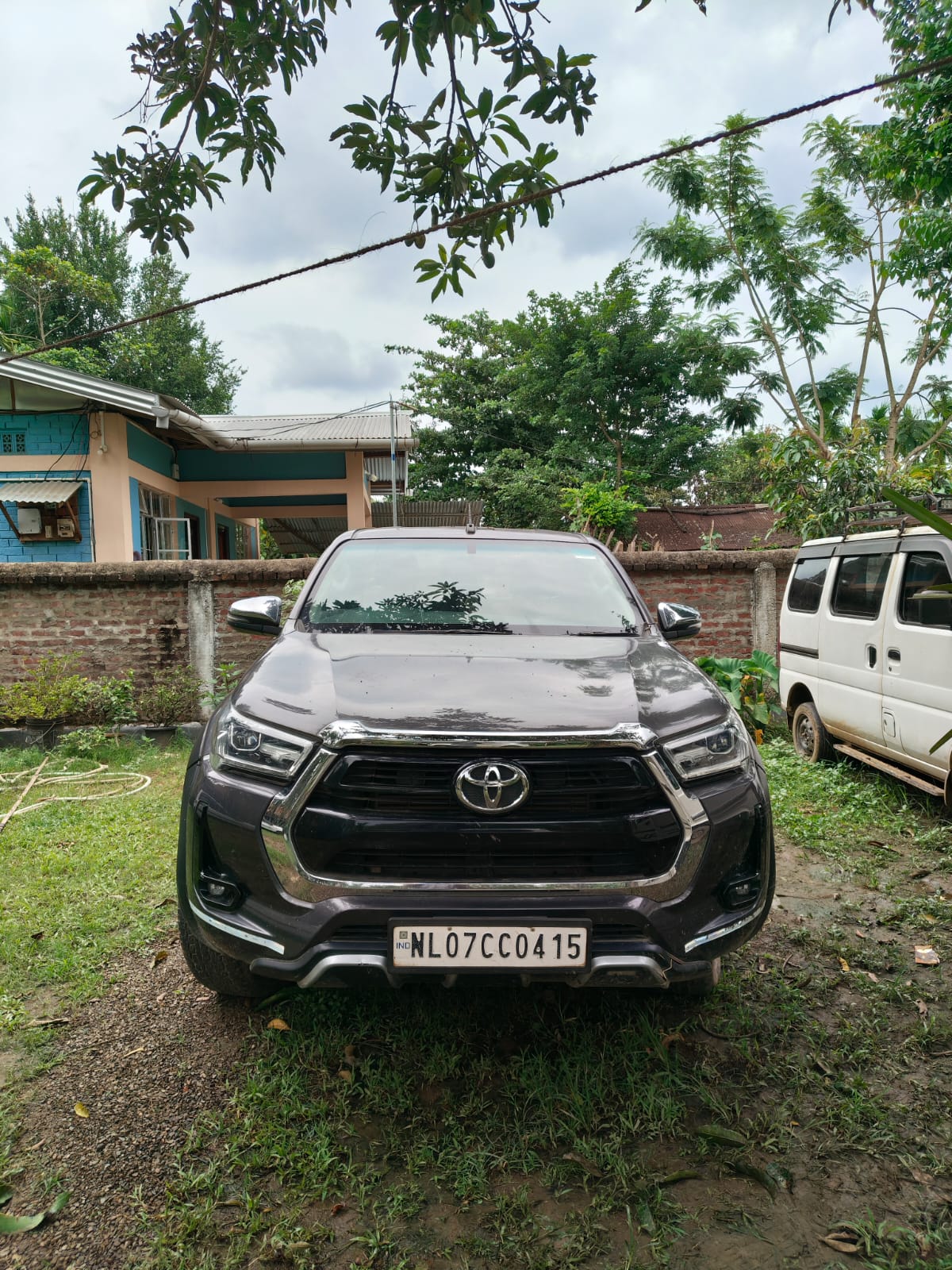 TOYOTA HILUX HIGH MT for sale in Dimapur — photo 2