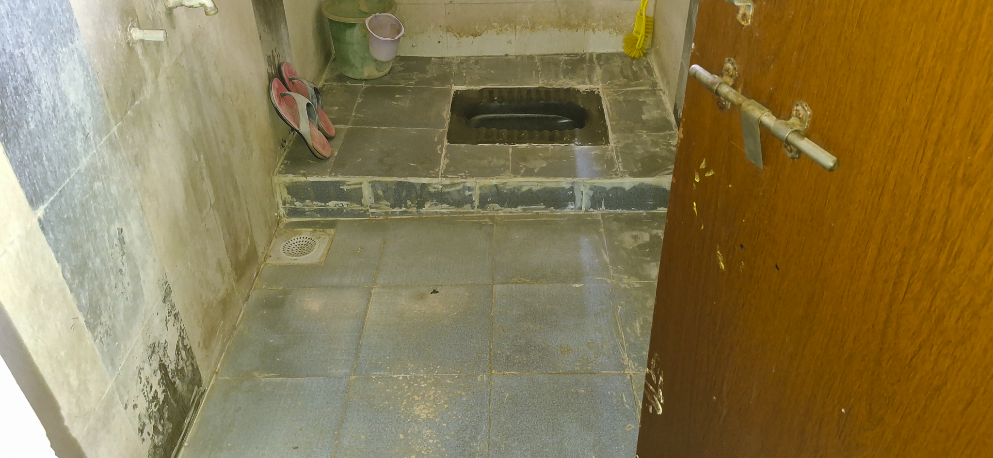 2 BHK Flat for sale in Mahavir vatika, VADODARA Vadodara — photo 6