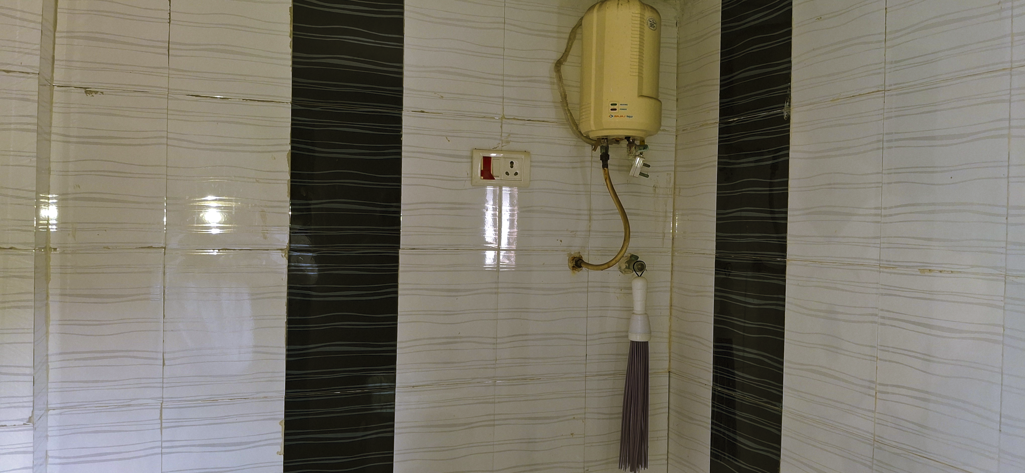 2 BHK Flat for sale in Mahavir vatika, VADODARA Vadodara — photo 13