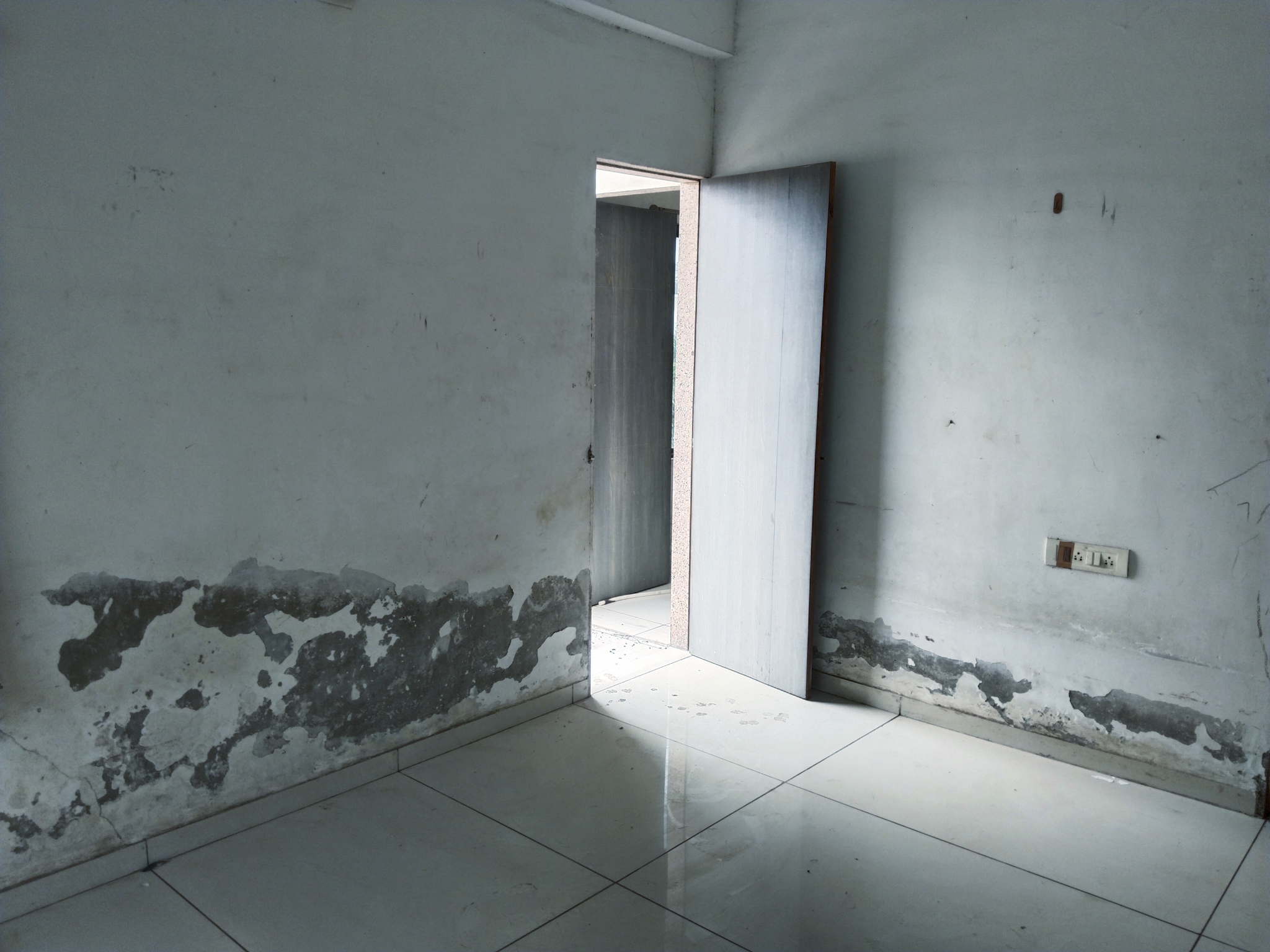 1304 square feet Flat for sale in Vadodara — photo 6