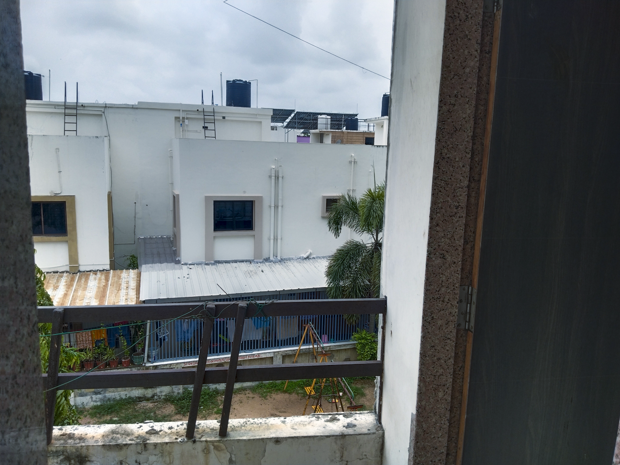 1304 square feet Flat for sale in Vadodara — photo 8