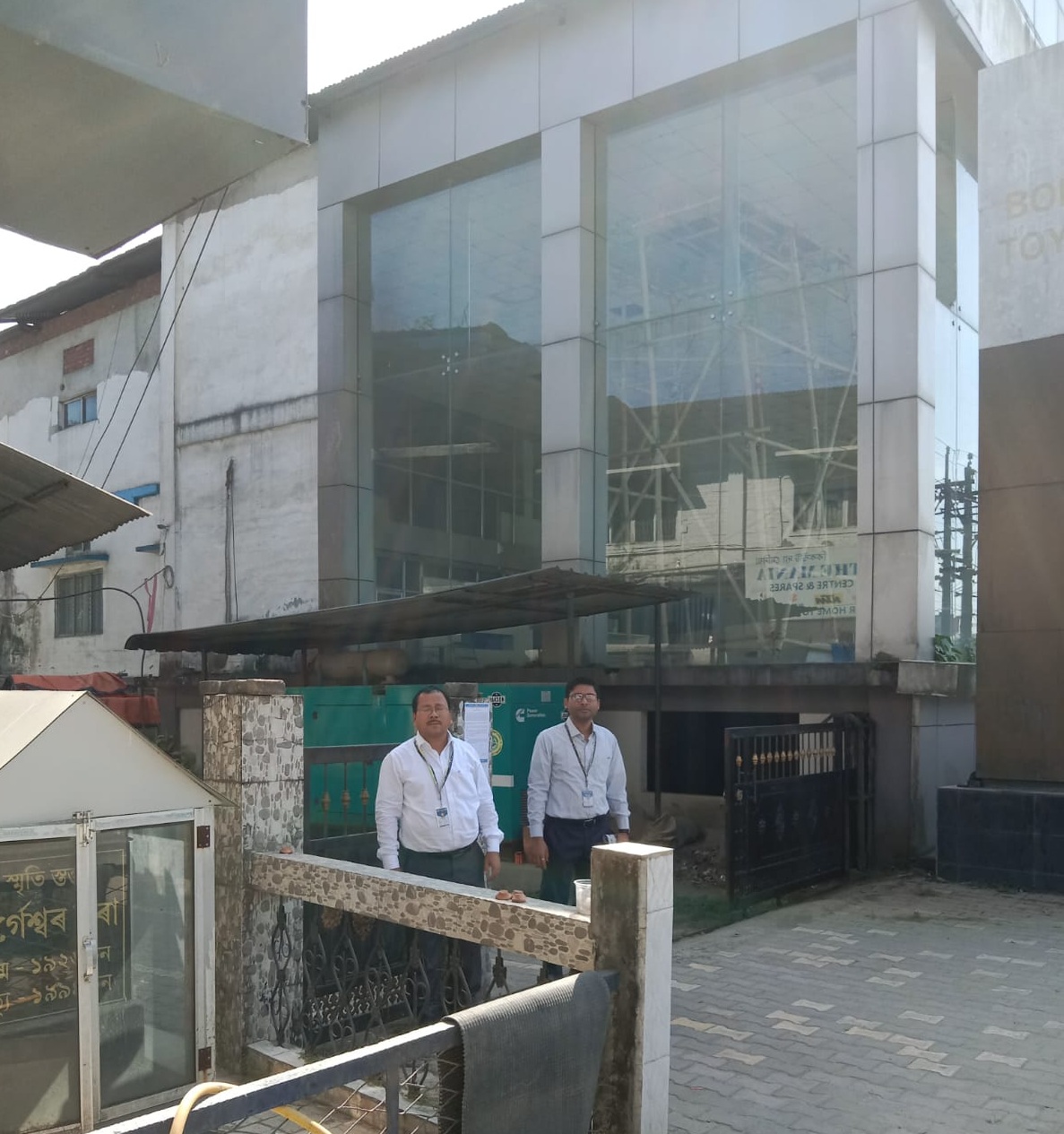 Shops for sale in Duliajan — photo 3