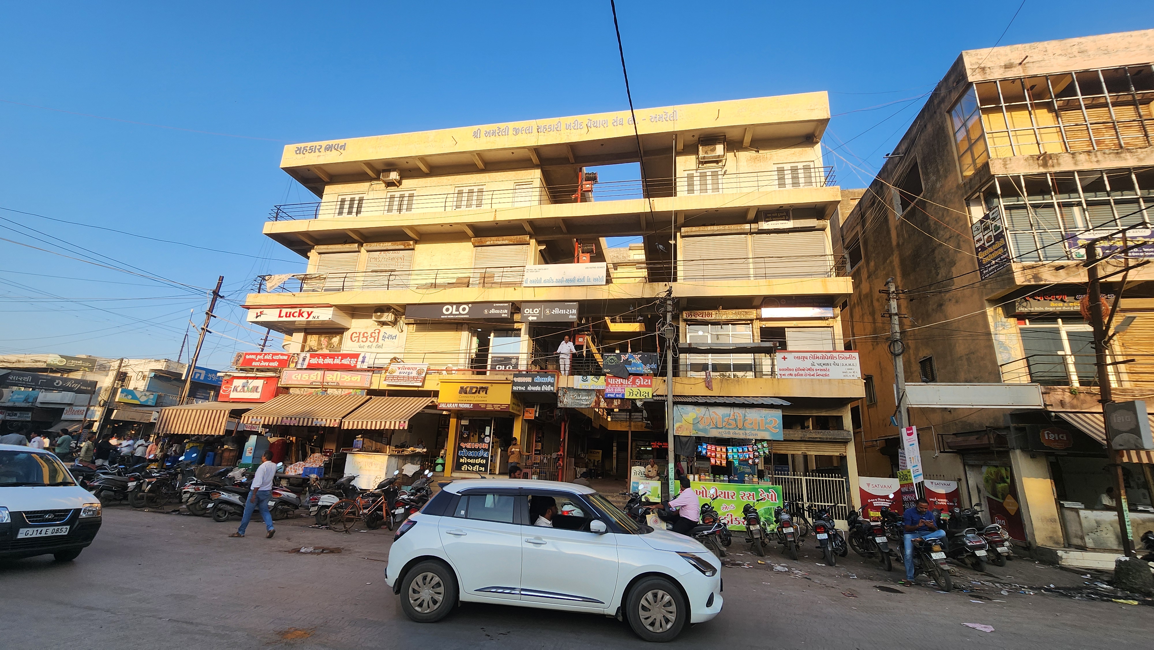 13.27 square meter Shops for sale in Amreli — photo 1