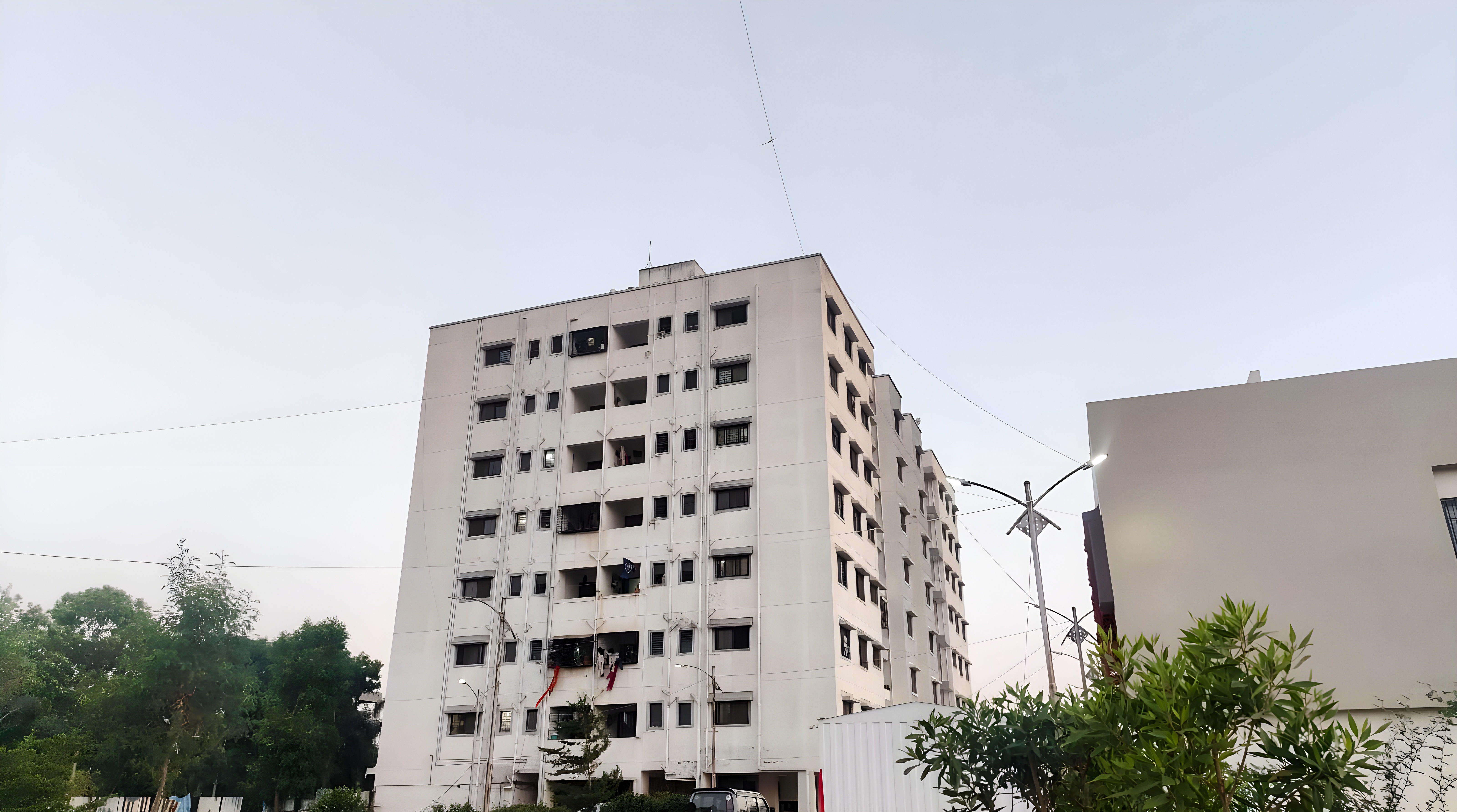 403.97 square feet Flat for sale in Urulikanchan Paud — photo 18