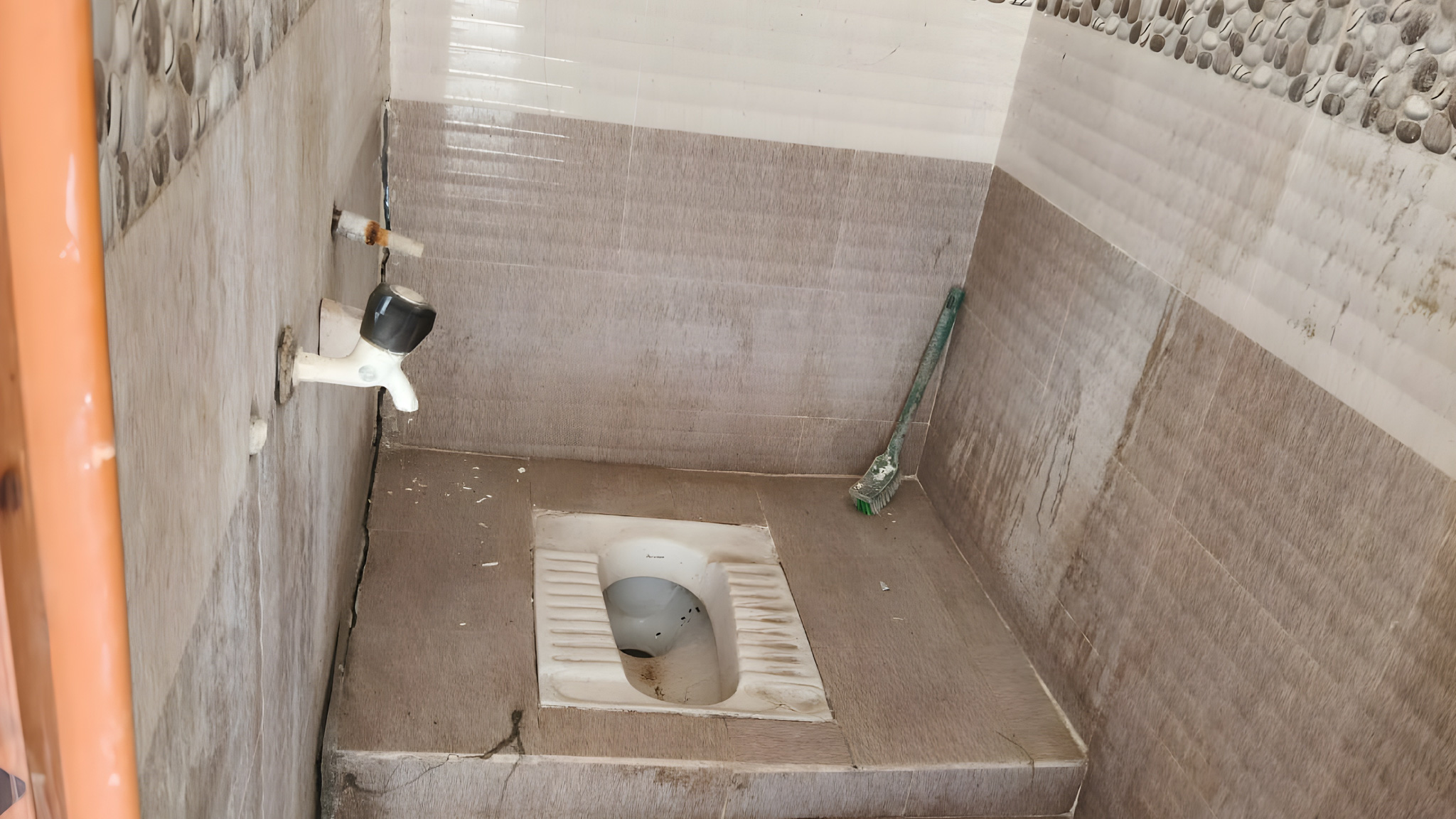 2 BHK Individual House for sale in INDIVIDUAL HOUSE, DHARMAPURAM VEMURU Tenali — photo 7