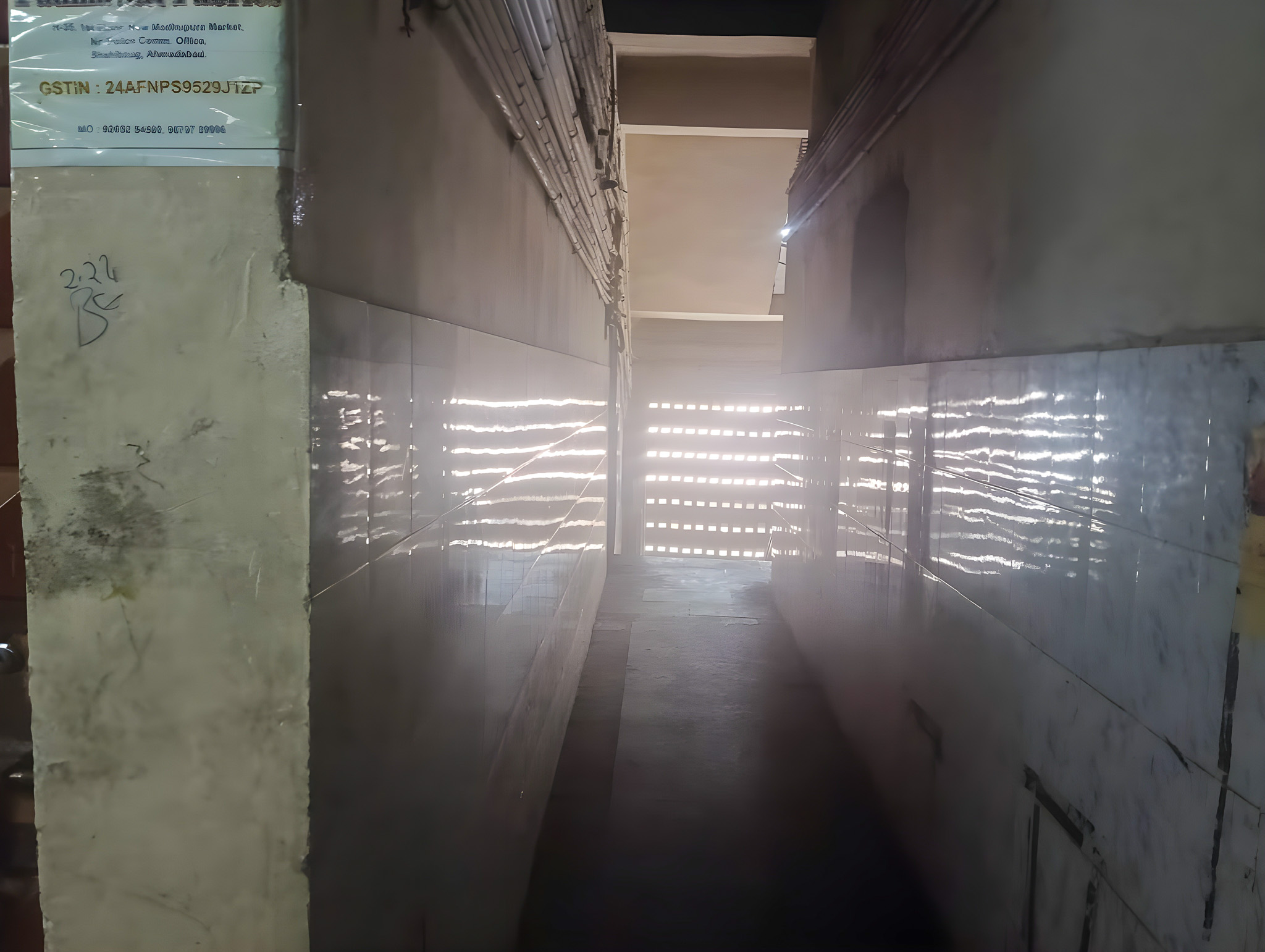 39.31 square meter Shops for sale in MADHAVPURA MARKET DARIYAPUR KAZIPUR AHMEDABAD Ahmedabad — photo 9