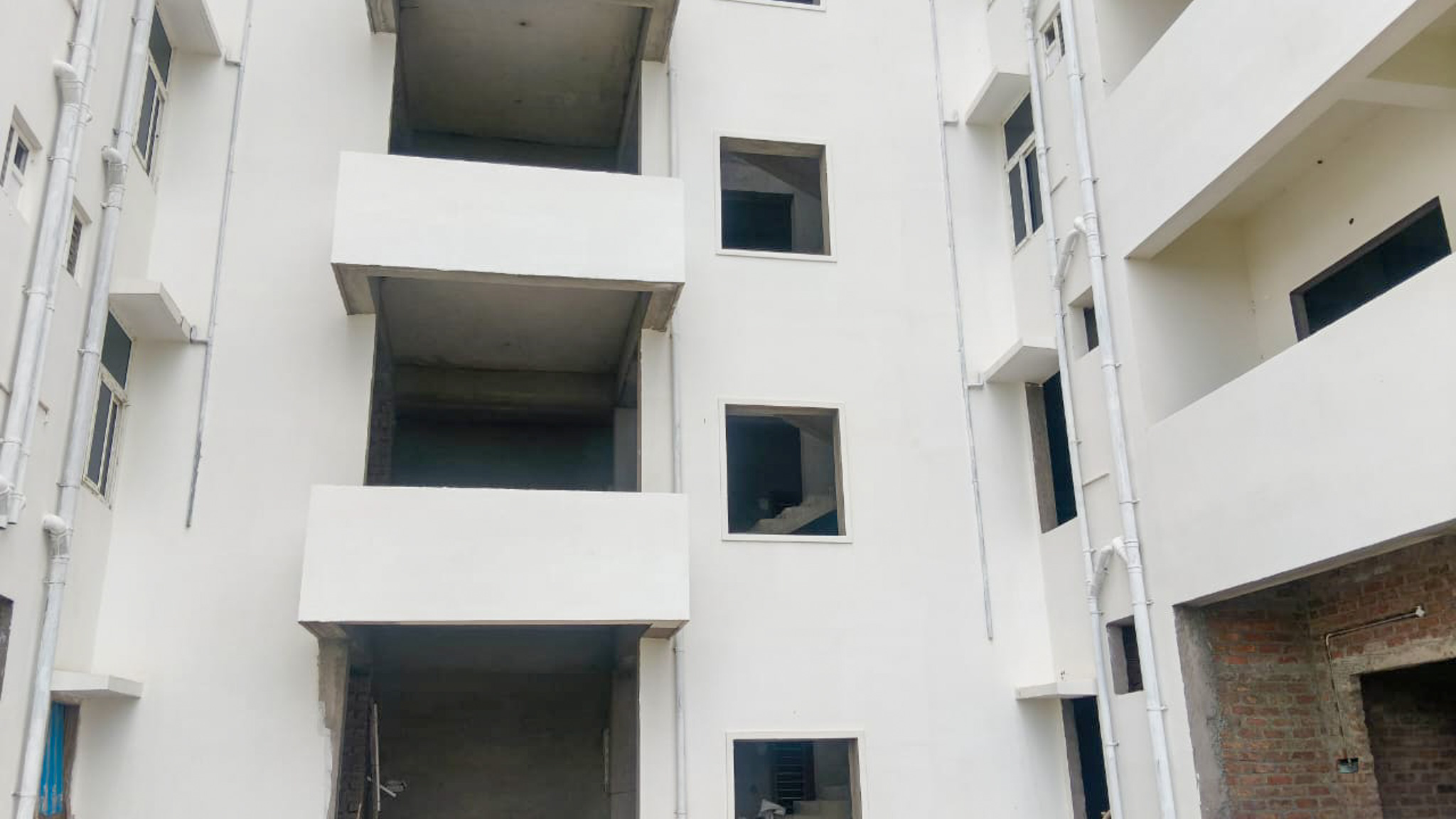 3 BHK Flat for sale in HALLMARK APARTMENTS, AGATHAVARAPPADU, GUNTUR Guntur — photo 14