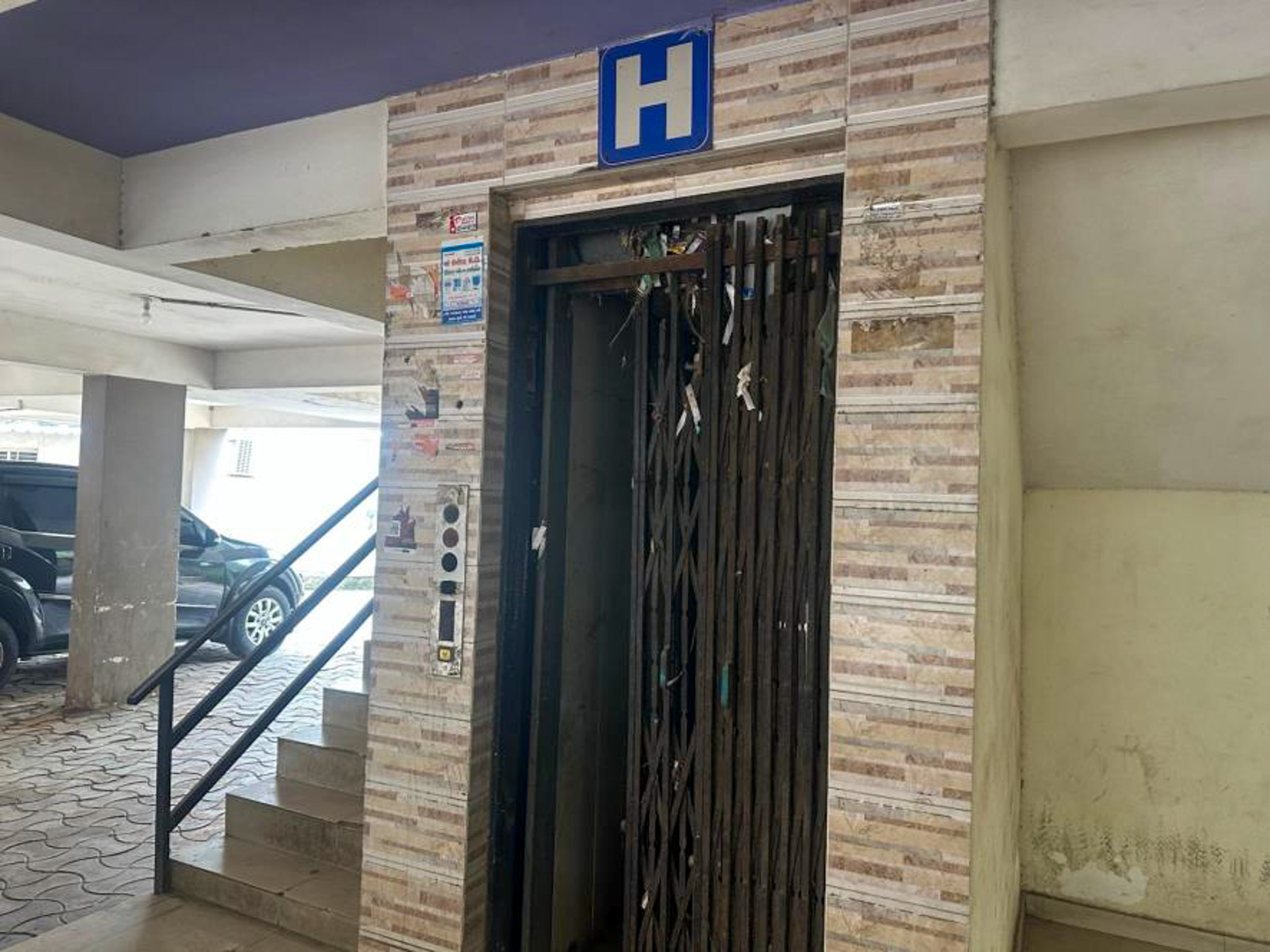Flat for sale in SHREEYA RESIDENCY NEAR HARIOM SOCIETY SP RING ROAD GOKUL NAGAR ODHAV AHMEDABAD Ahmedabad — photo 8