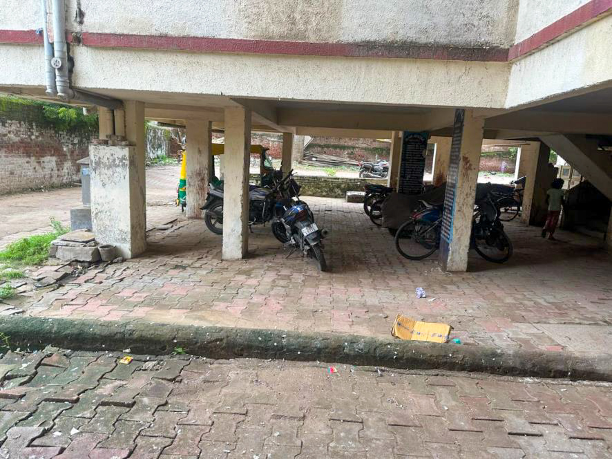 Flat for sale in Satyam Apartment Rakhial Maninagar Ahmedabad — photo 3