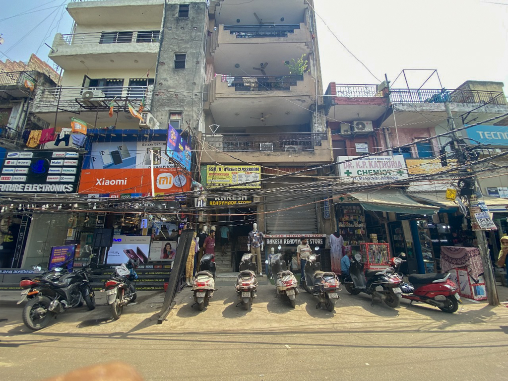Shops for sale in New Delhi — photo 1