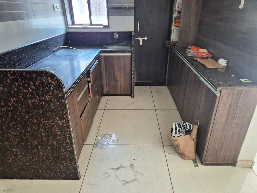 3 BHK Flat for sale in Vina Apartment, Urban Rajkot — photo 15