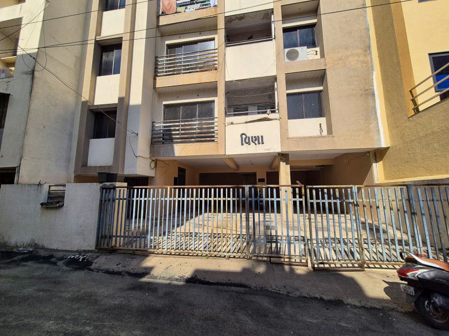 3 BHK Flat for sale in Vina Apartment, Urban Rajkot — photo 21