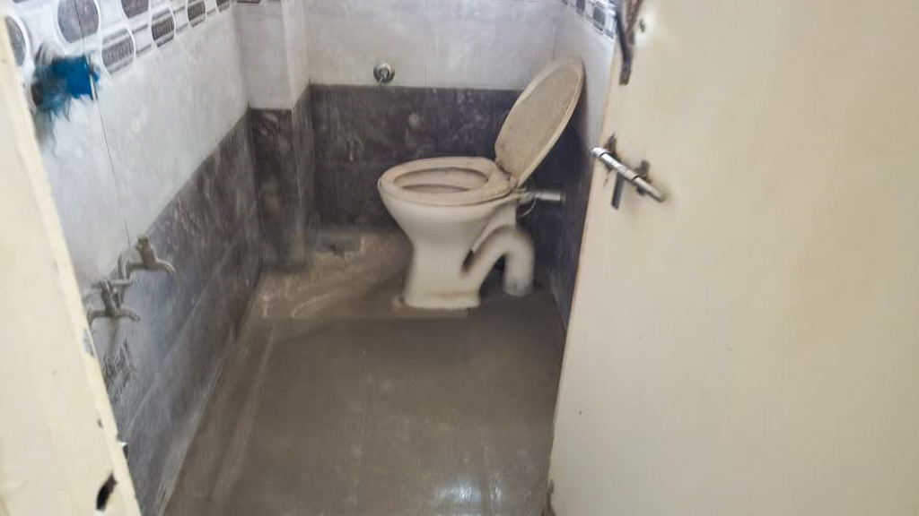 3 BHK Flat for sale in Radhe Complex, Urban Rajkot — photo 19