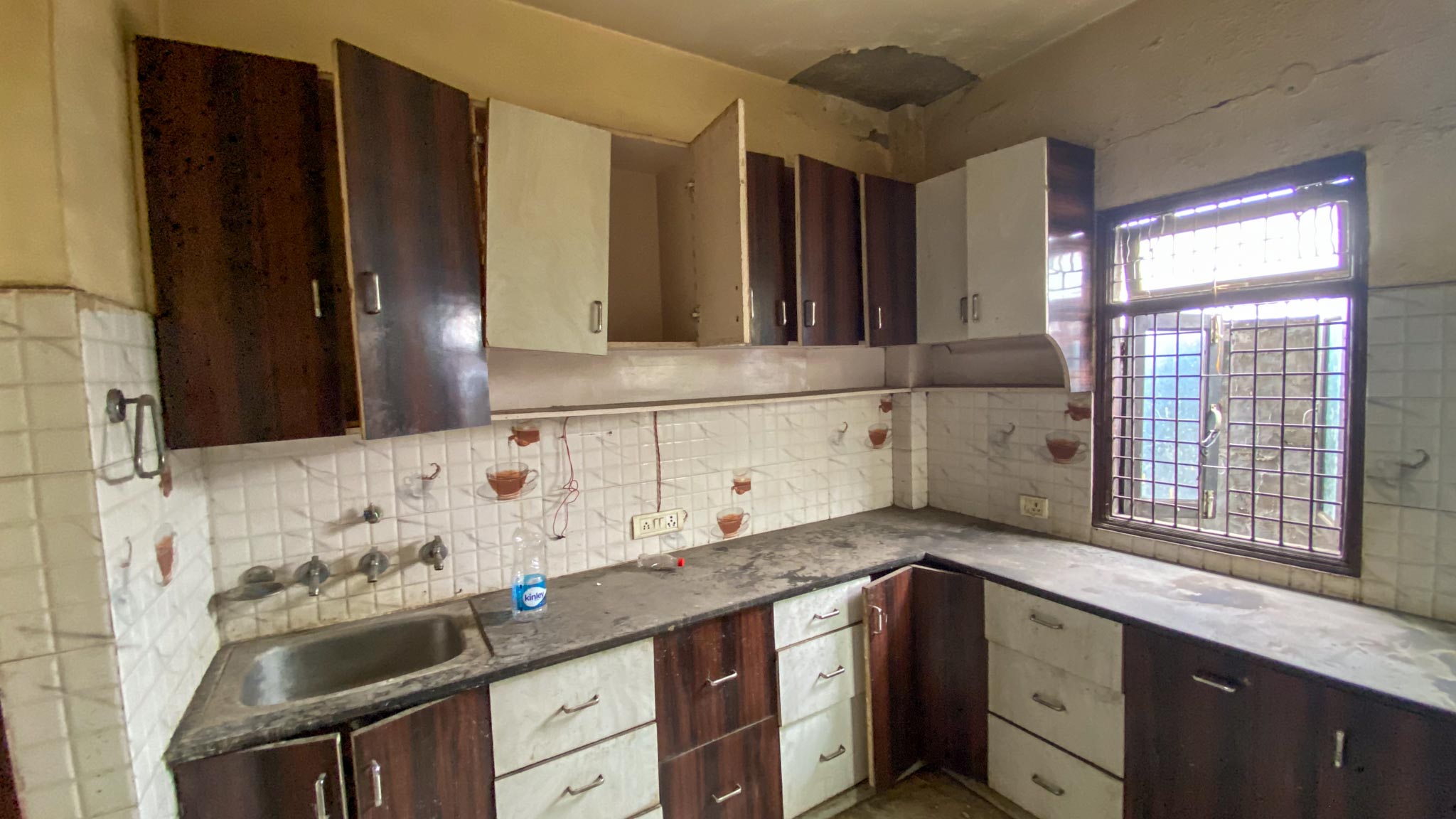 1350 square feet Flat for sale in Bhajanpura New Delhi — photo 7