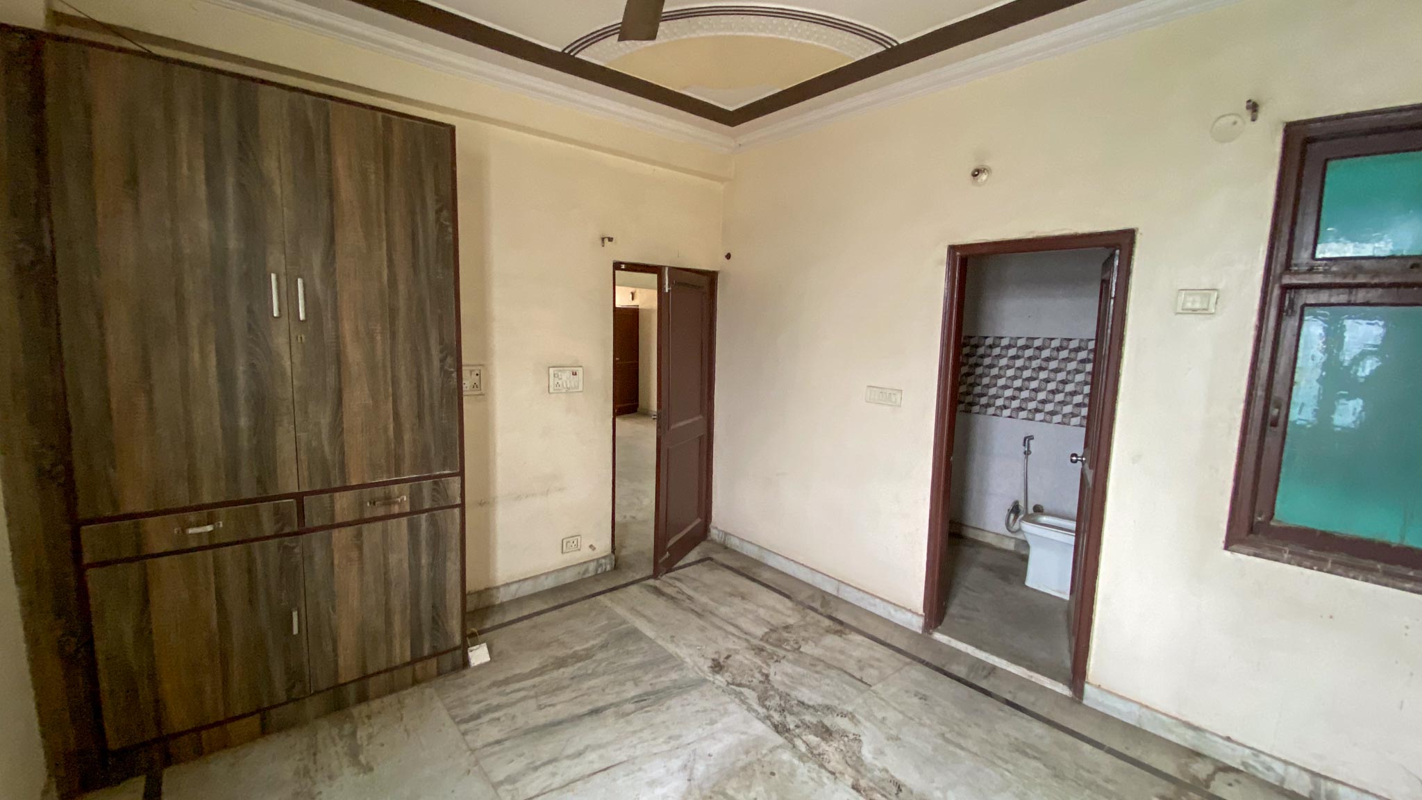 1350 square feet Flat for sale in Bhajanpura New Delhi — photo 35