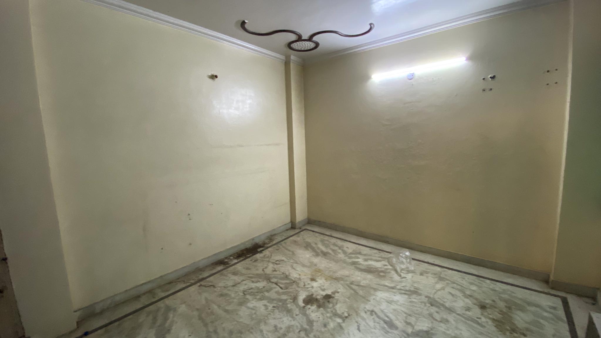 1350 square feet Flat for sale in Bhajanpura New Delhi — photo 38
