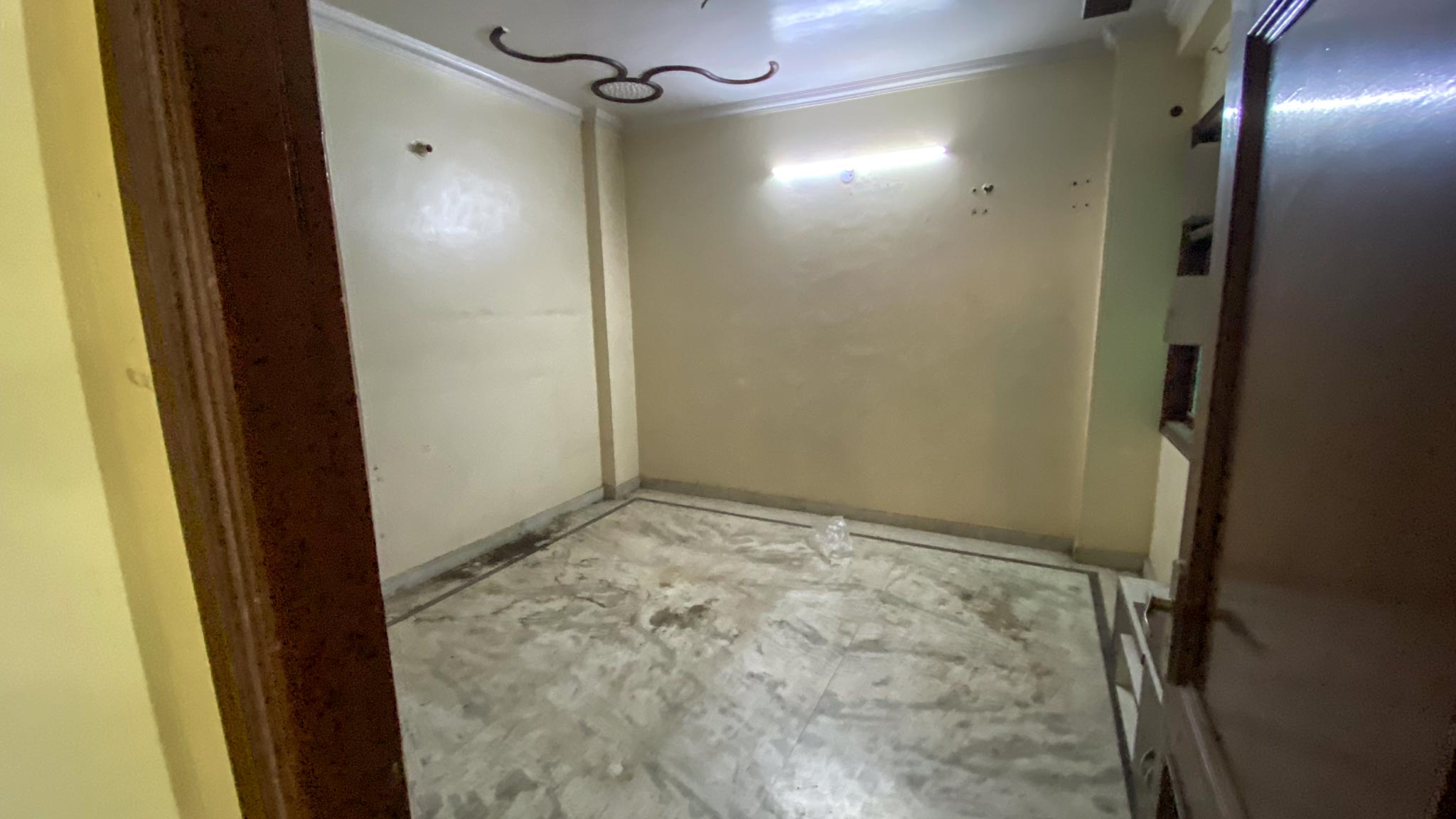 1350 square feet Flat for sale in Bhajanpura New Delhi — photo 37