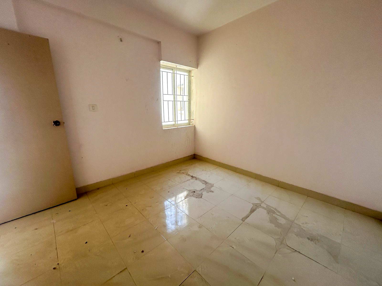 2 BHK Flat for sale in SKYGOLD JEEVANKEERTHI COMMANDERS AEROVIEW, Devanahalli Devanahalli — photo 2