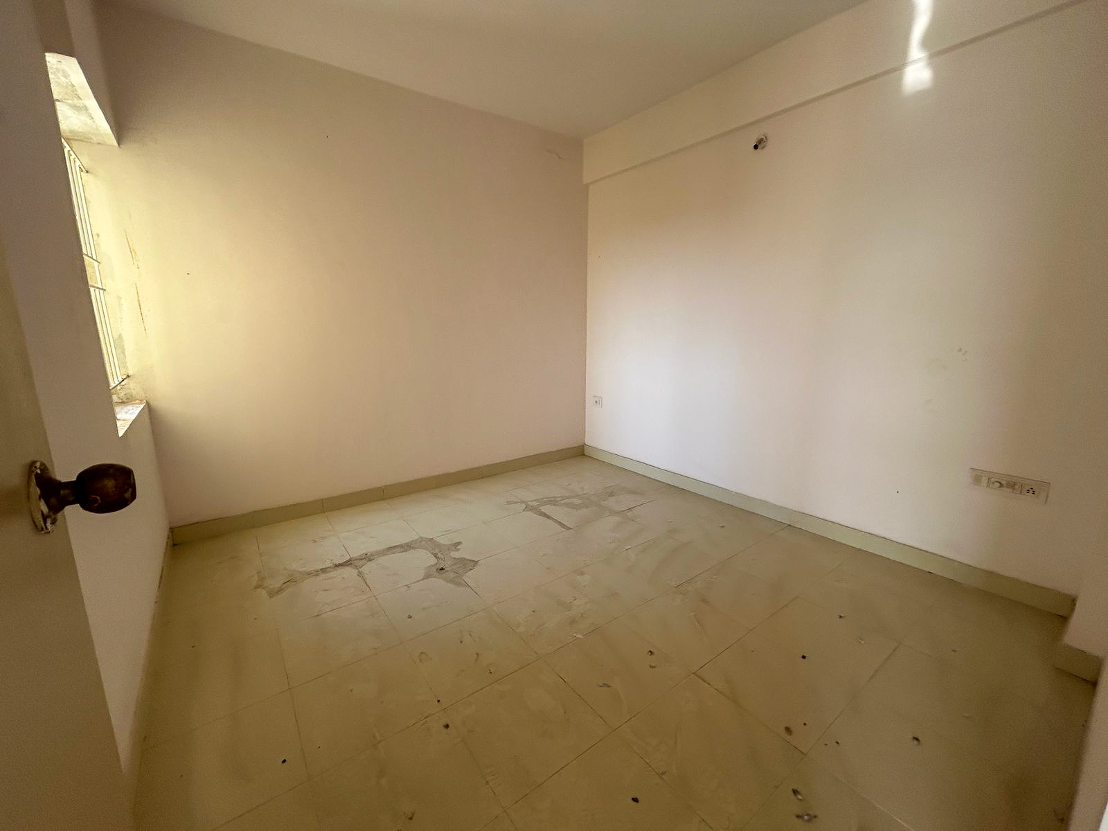 2 BHK Flat for sale in SKYGOLD JEEVANKEERTHI COMMANDERS AEROVIEW, Devanahalli Devanahalli — photo 3