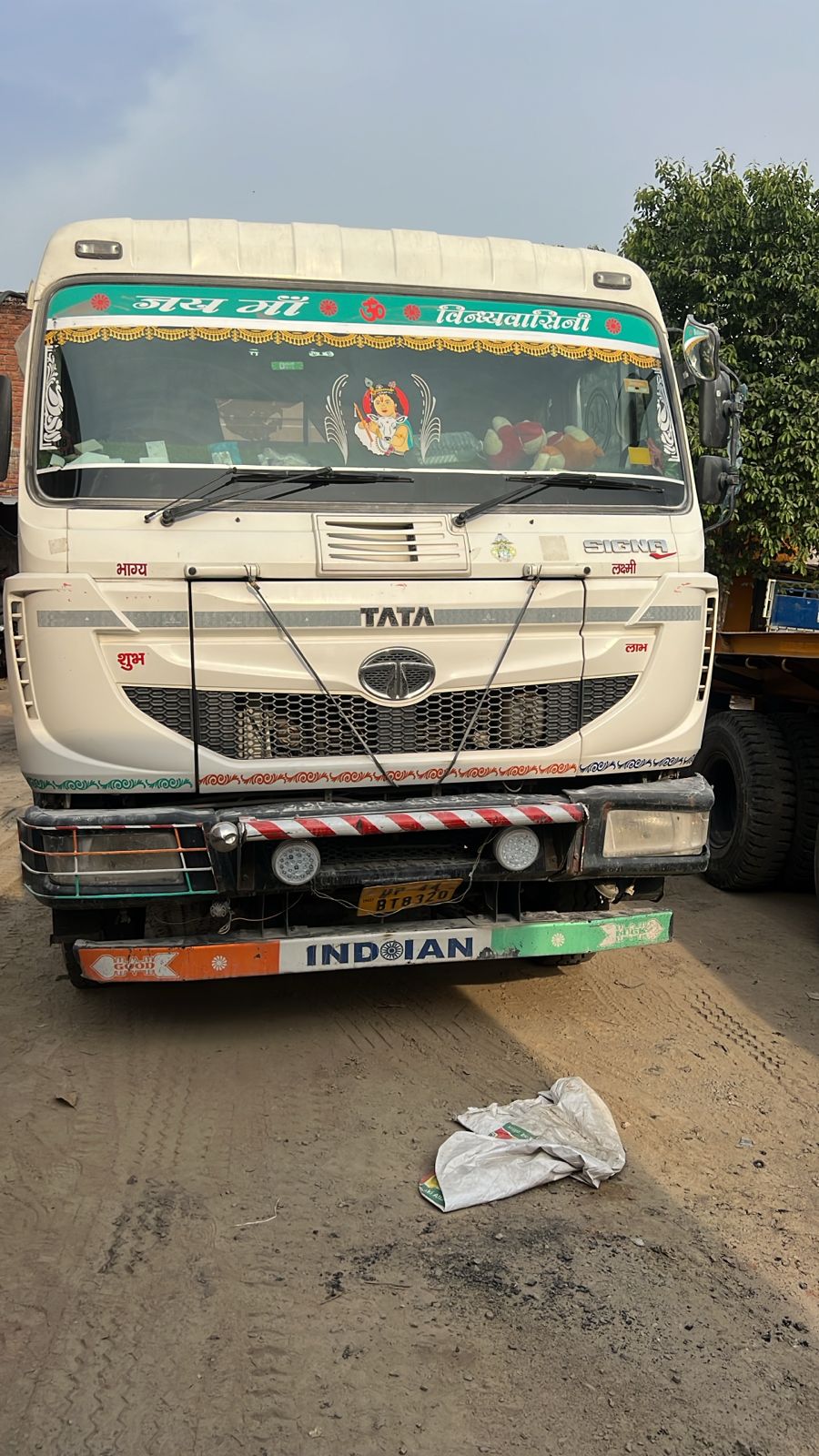 Commercial Vehicle Truck for sale in Churk Ghurma — photo 4