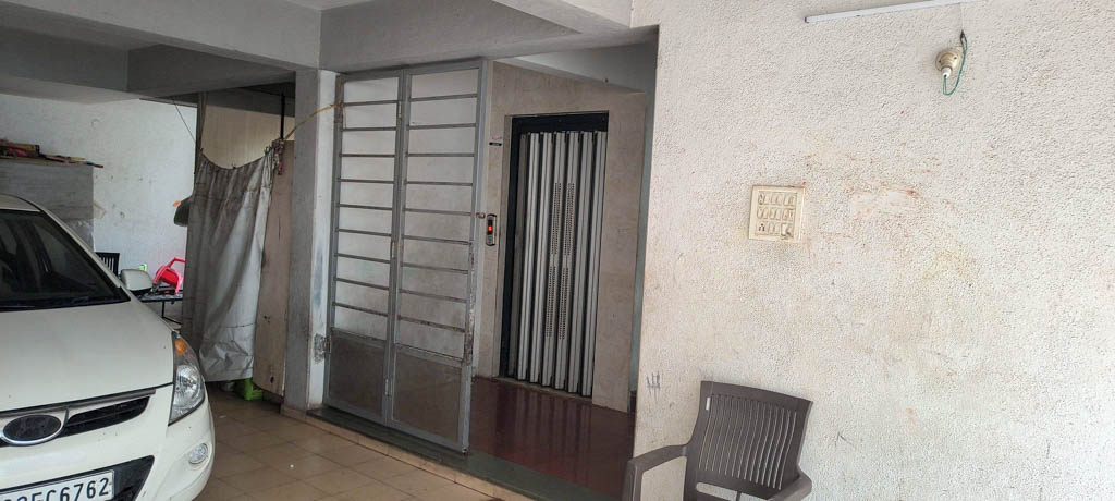 3 BHK Flat for sale in SHREEJI RESIDENCY, Gundawadi Off Main Road, Rajkot Rajkot — photo 16