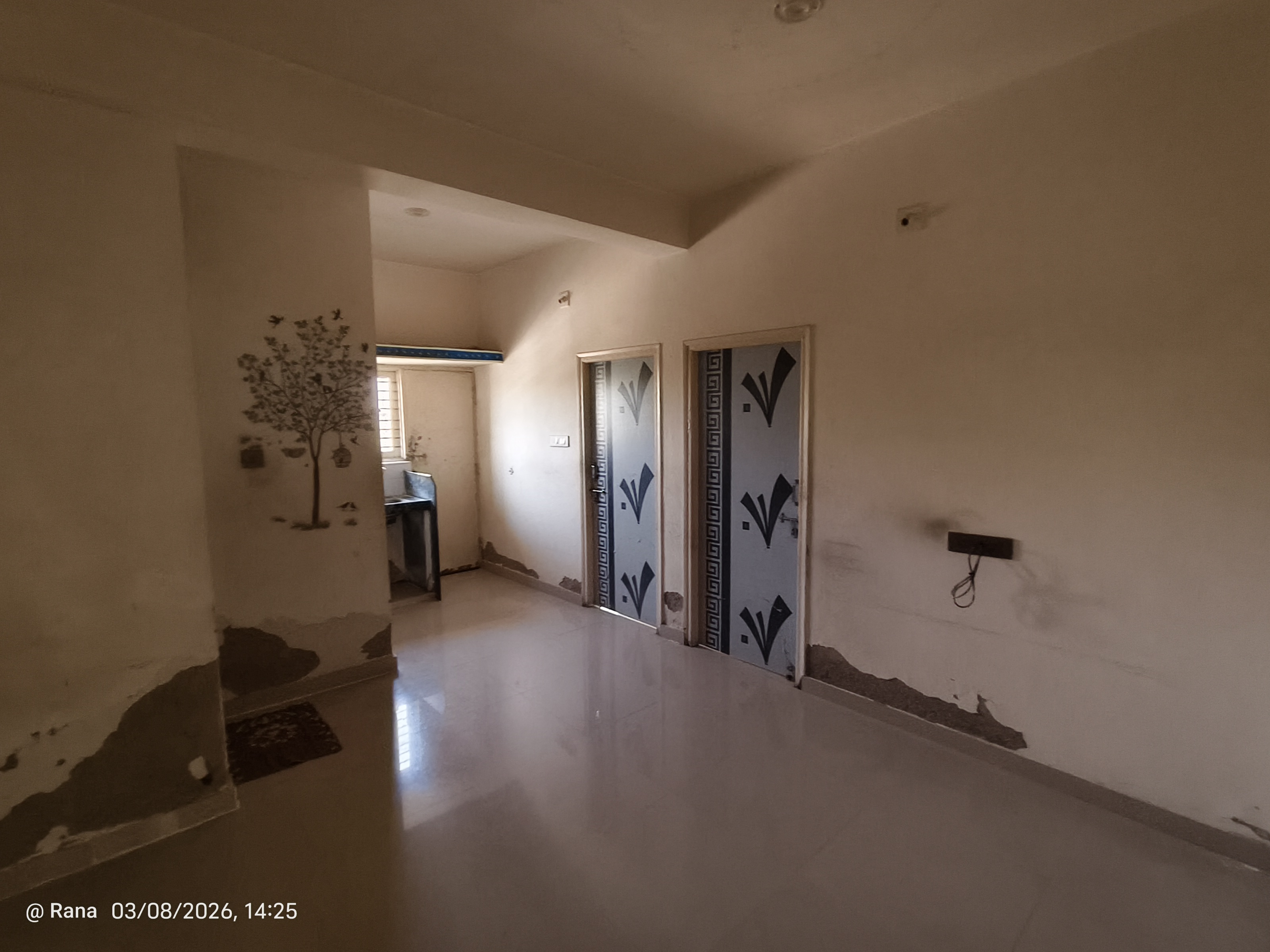 53.63 square meter Flat for sale in SATYA TOWER CO OPERATIVE HOUSING SOCIETY LIMITED, GANDHIDHAM Gandhidham — photo 1